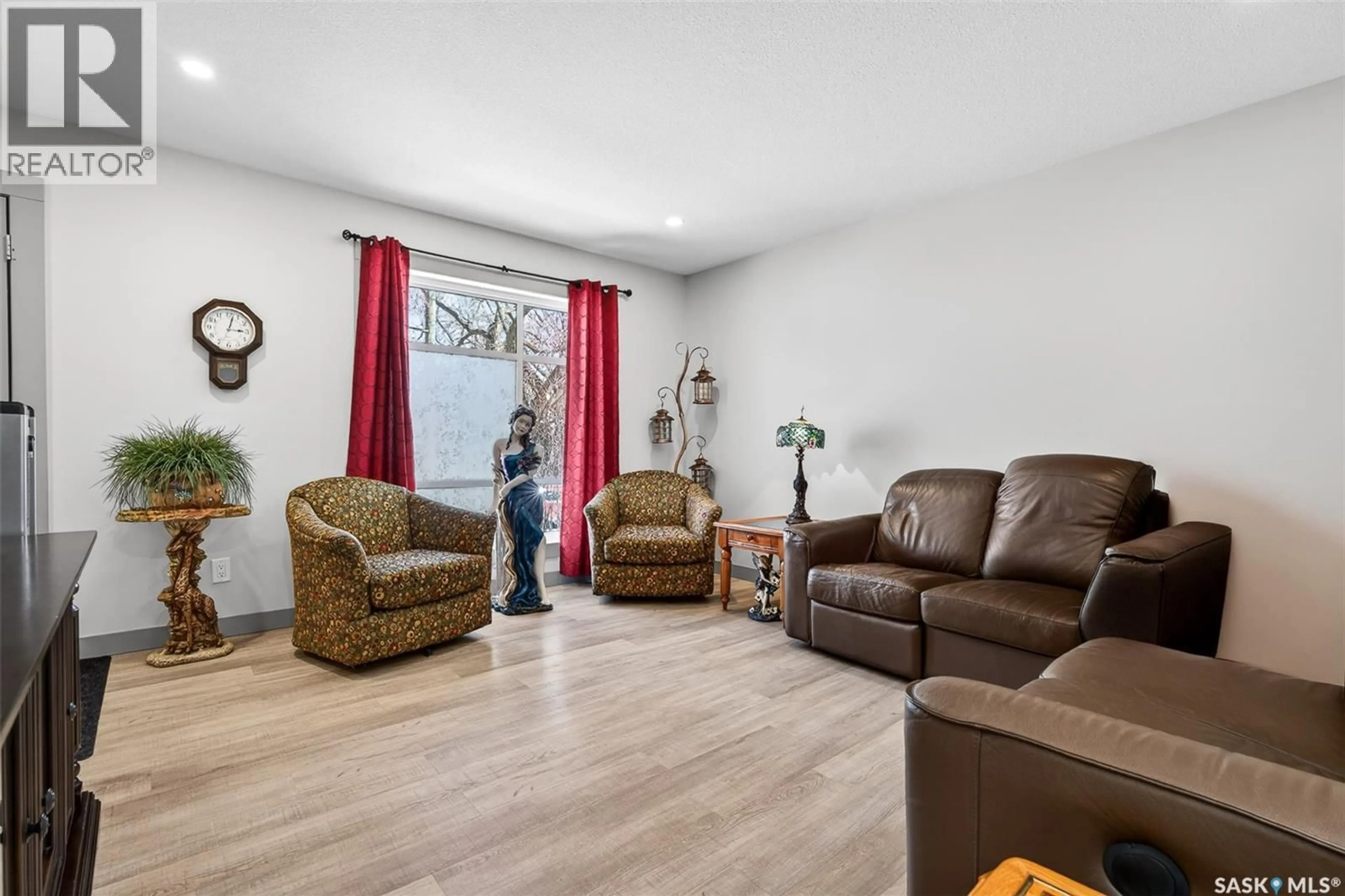 Living room with furniture, unknown for 1160 WILLOW AVENUE, Moose Jaw Saskatchewan S6H1G8