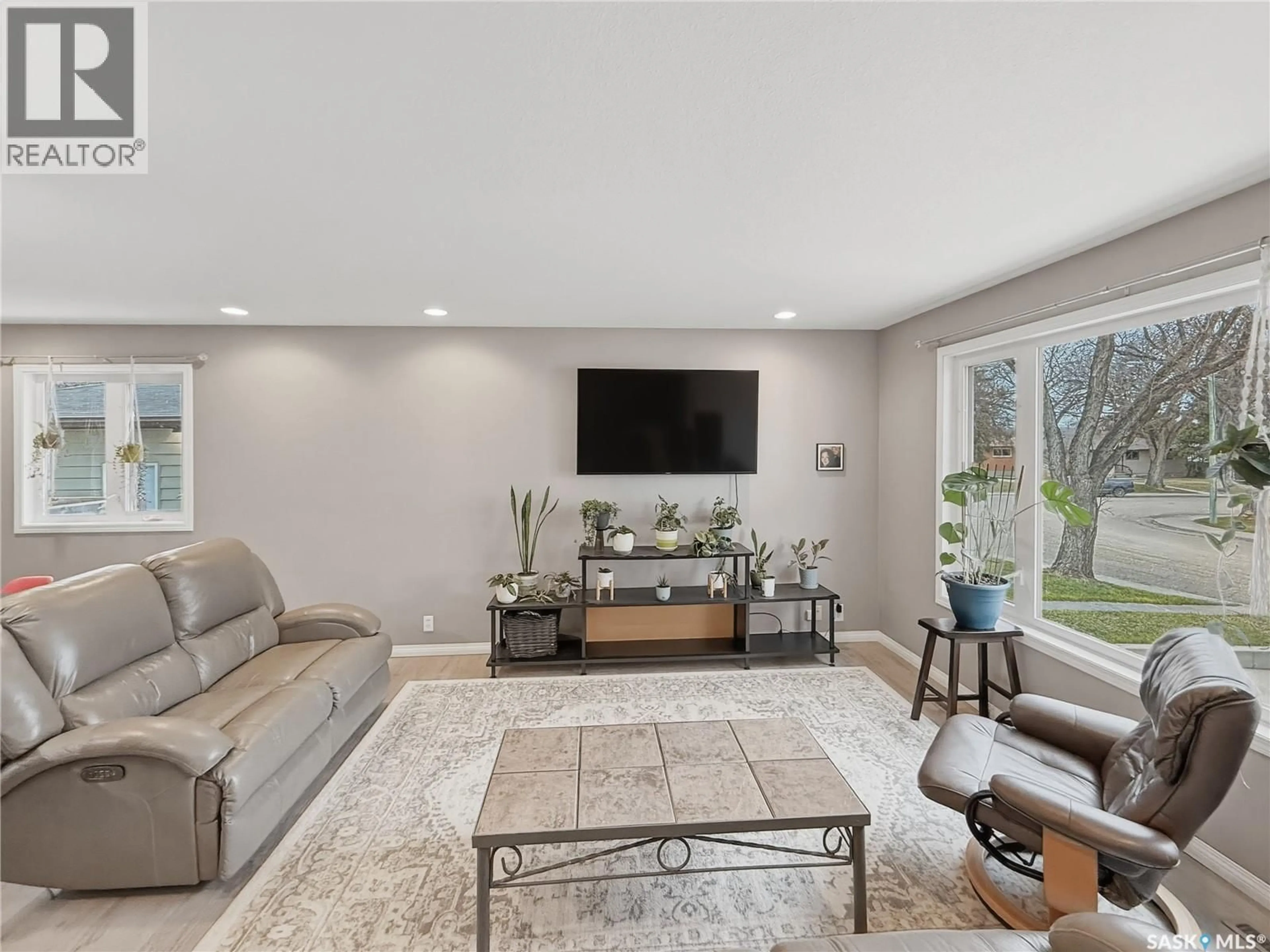 Living room with furniture, unknown for 488 3RD AVENUE, Swift Current Saskatchewan S9H3K8