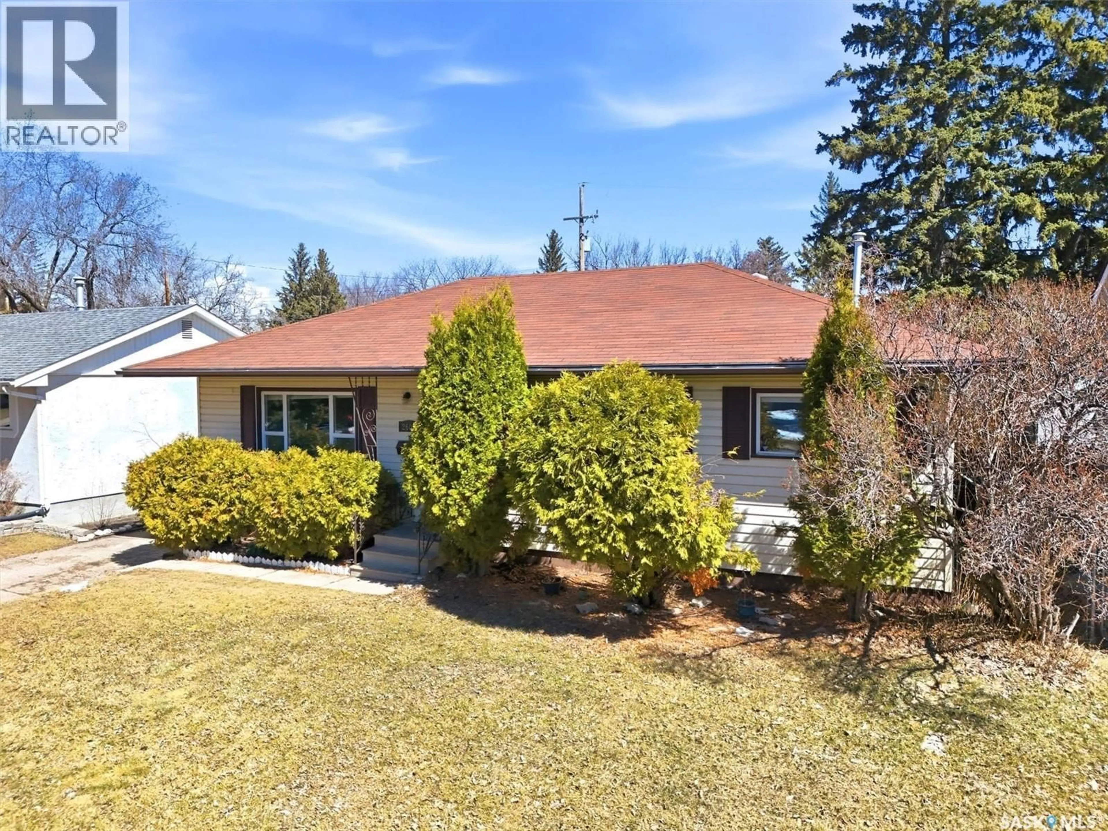 A pic from outside/outdoor area/front of a property/back of a property/a pic from drone, street for 2609 CASCADE STREET, Saskatoon Saskatchewan S7J0M9