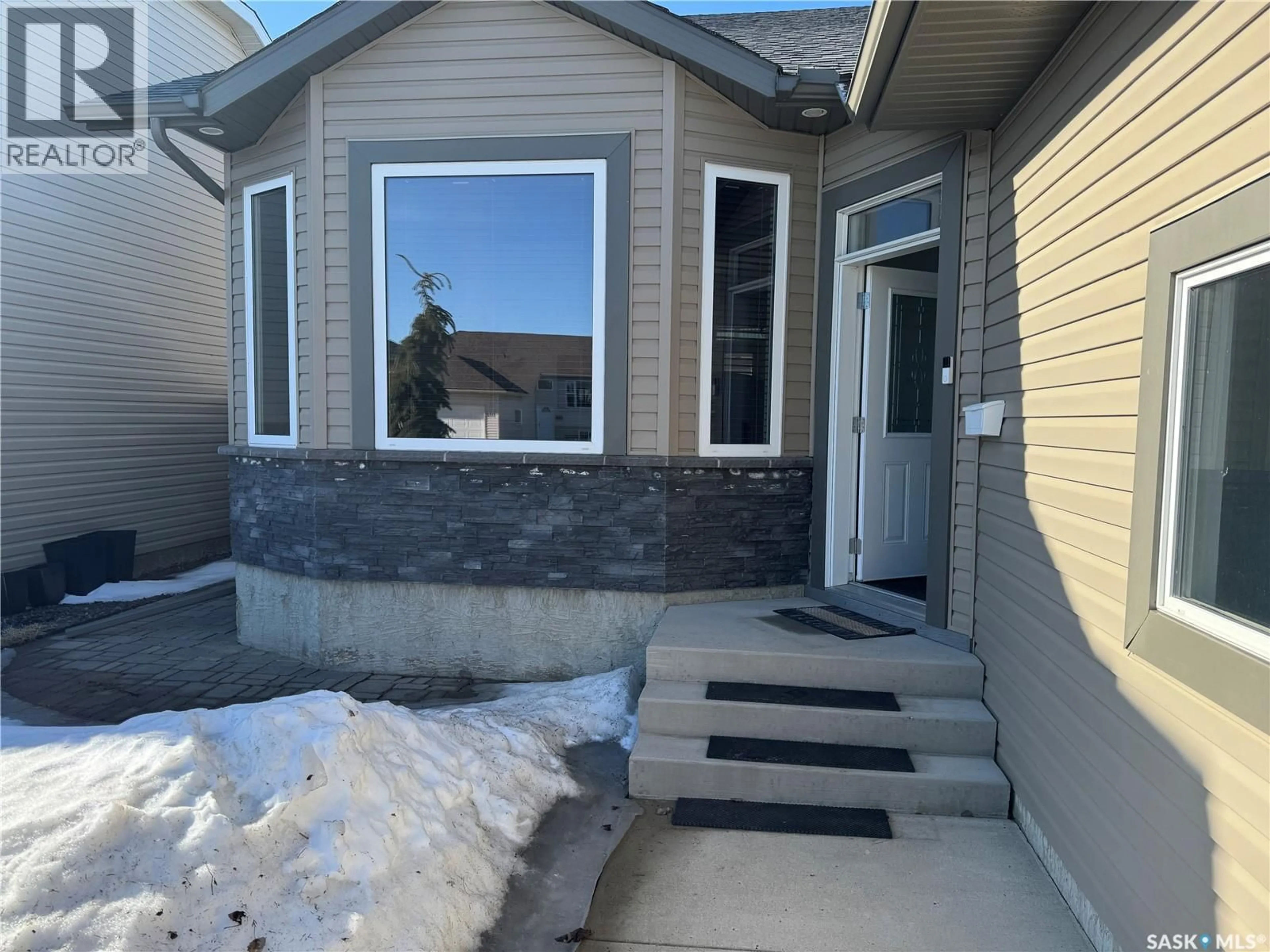 Unknown for 1118 PATON LANE, Saskatoon Saskatchewan S7W0C1