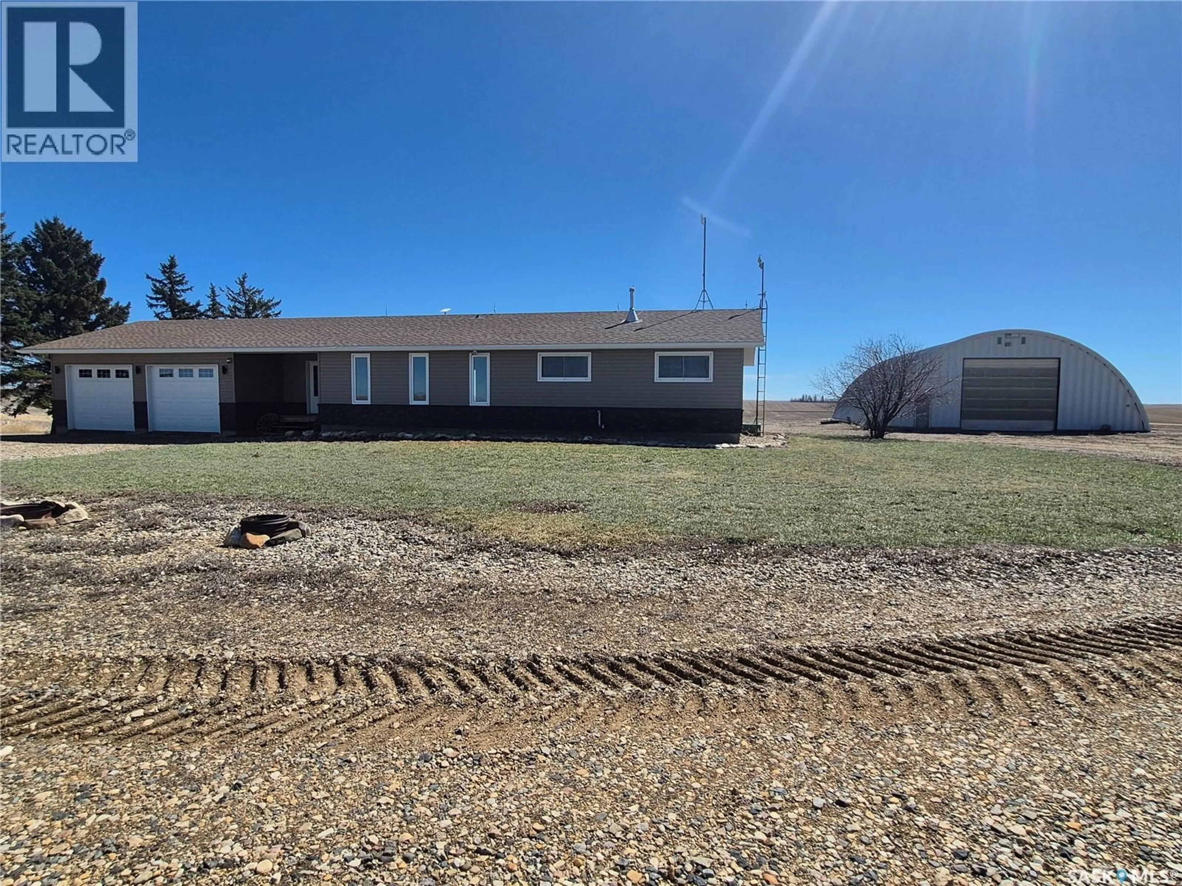 A pic from outside/outdoor area/front of a property/back of a property/a pic from drone, building for 13 ACREAGE HIGHWAY, Key West Rm No. 70 Saskatchewan S0C1Y0