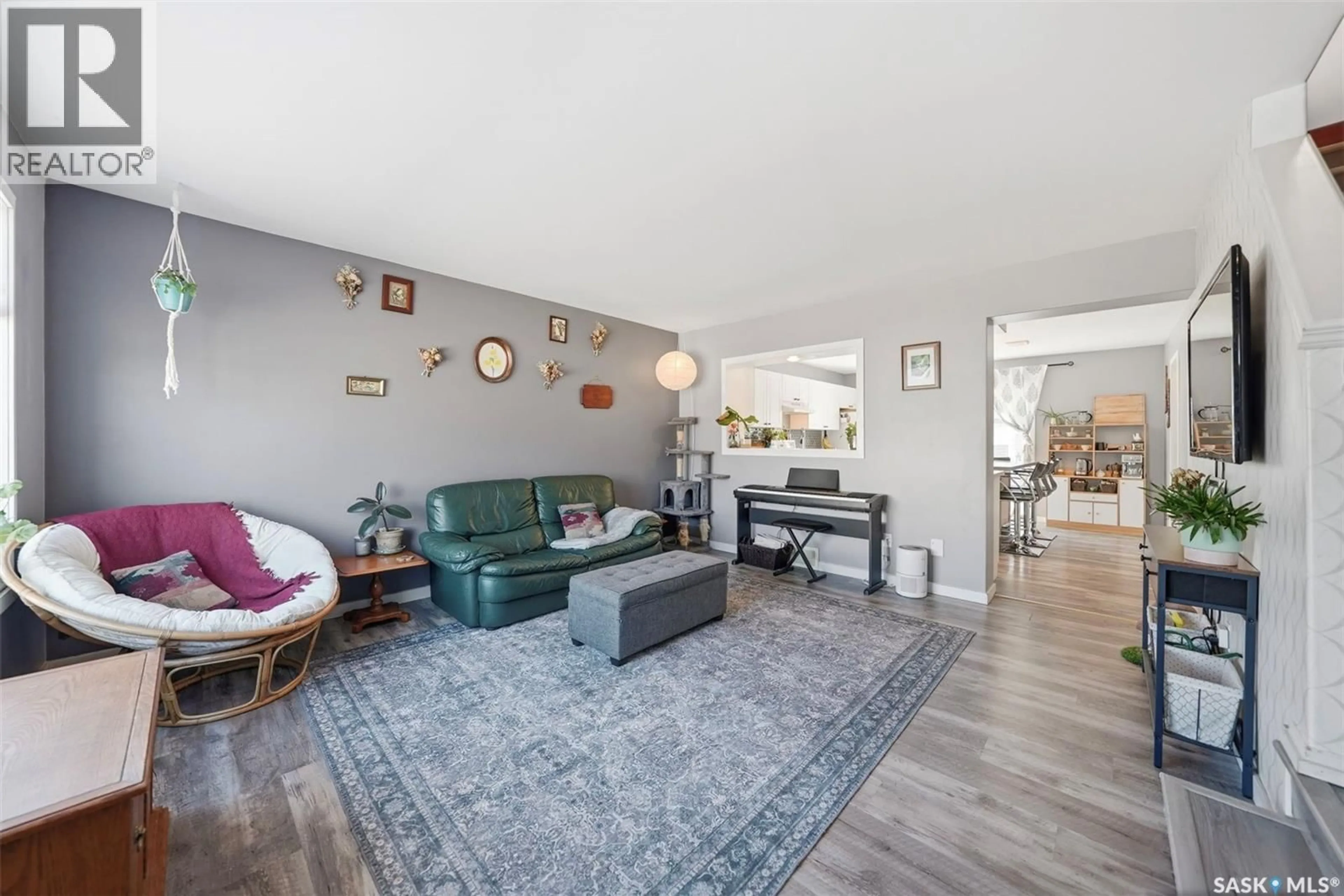 Living room with furniture, unknown for 663 - 131 BECKETT CRESCENT, Saskatoon Saskatchewan S7N4X2