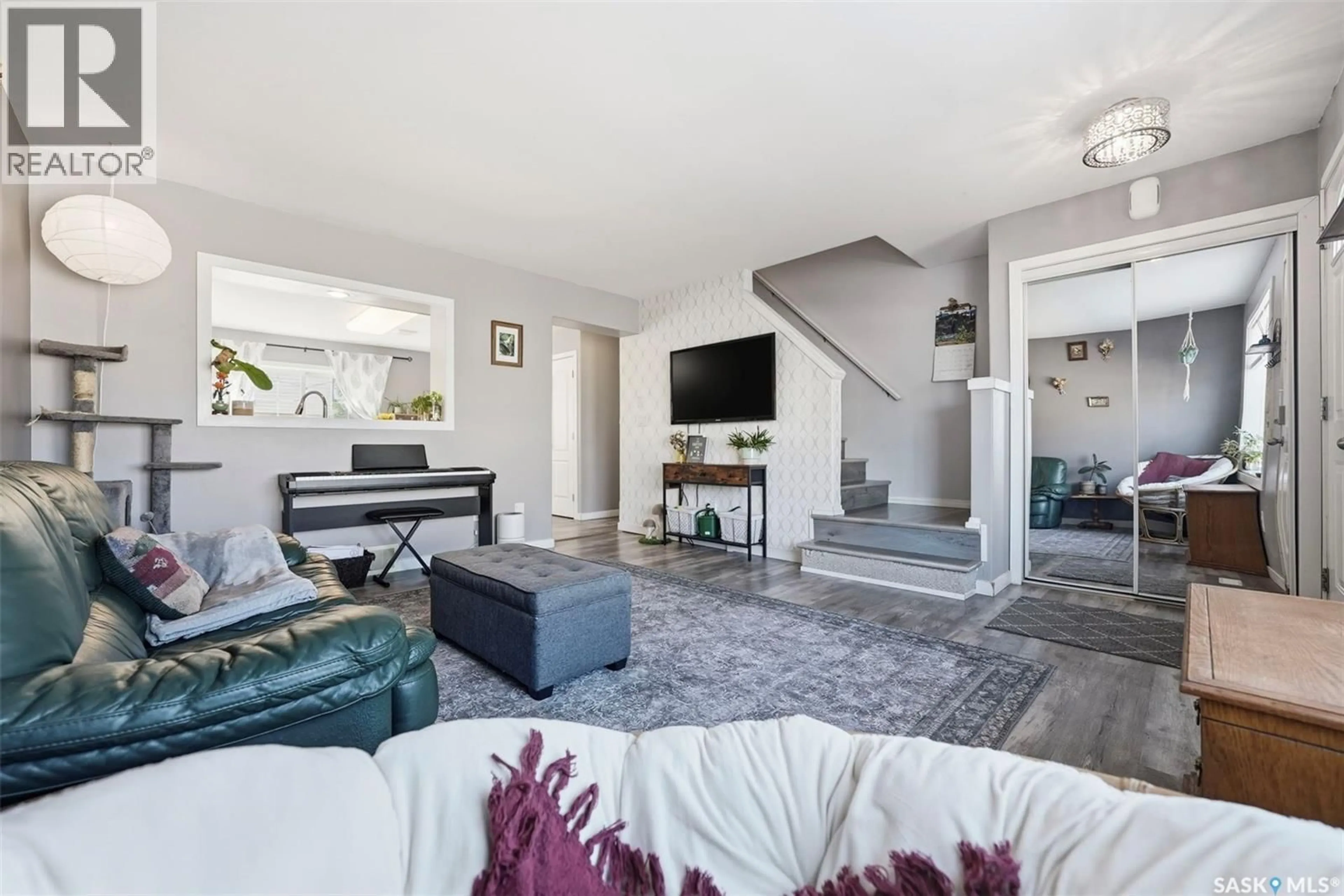 Living room with furniture, unknown for 663 - 131 BECKETT CRESCENT, Saskatoon Saskatchewan S7N4X2