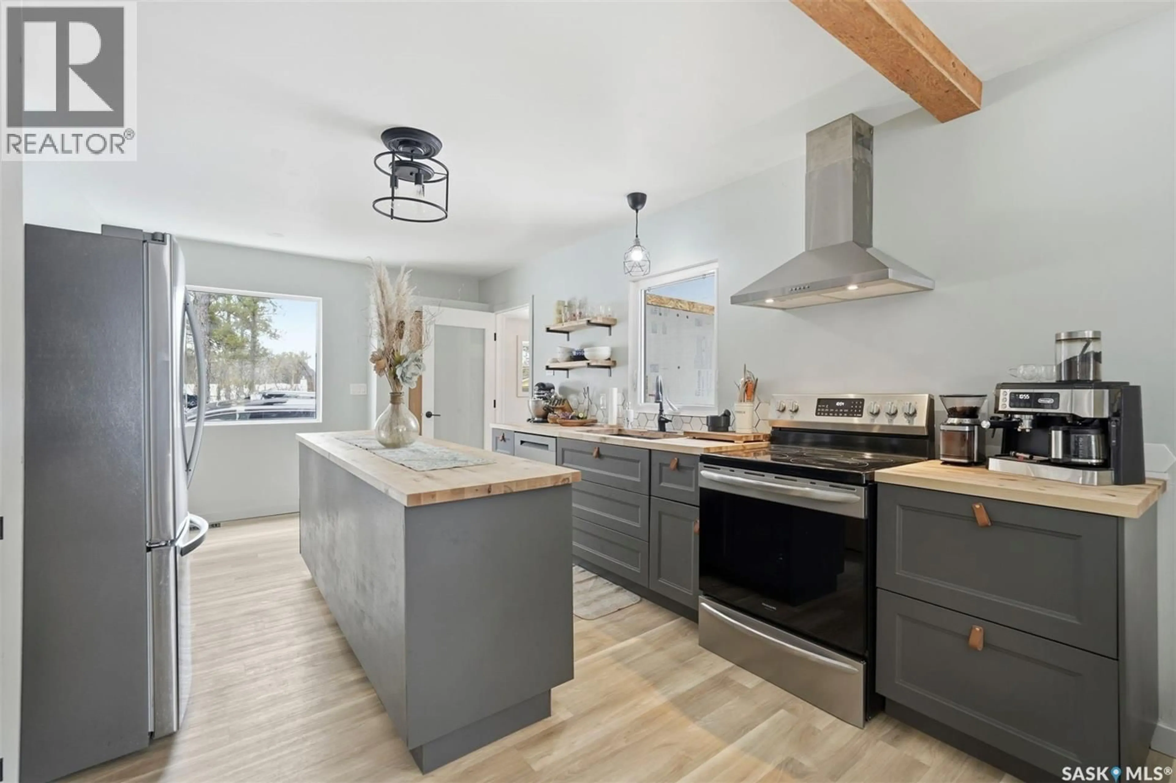 Open concept kitchen, unknown for 266 19TH AVENUE, Buckland Rm No. 491 Saskatchewan S6V5R3