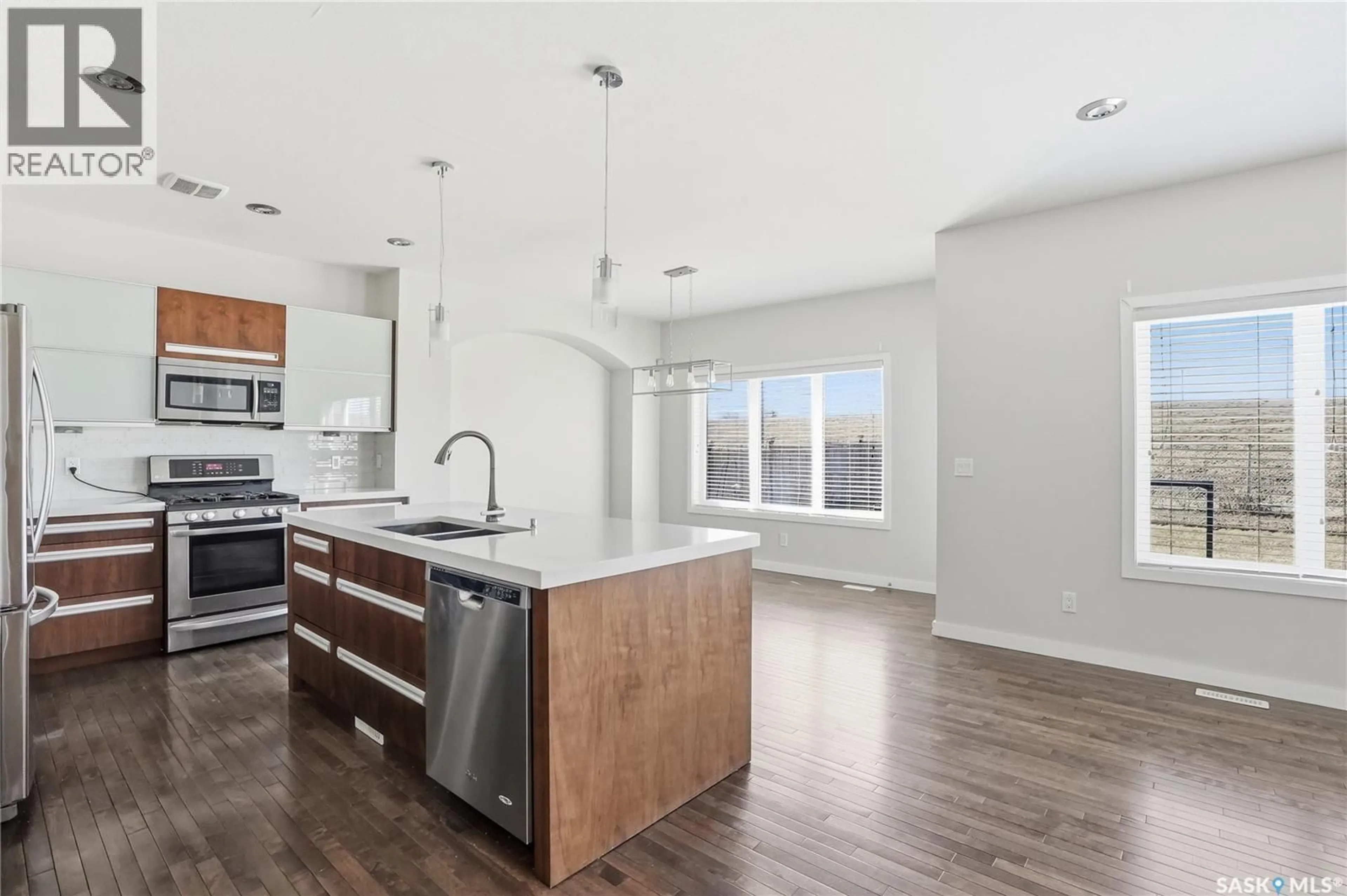 Open concept kitchen, unknown for 446 PICHLER CRESCENT, Saskatoon Saskatchewan S7V0H2