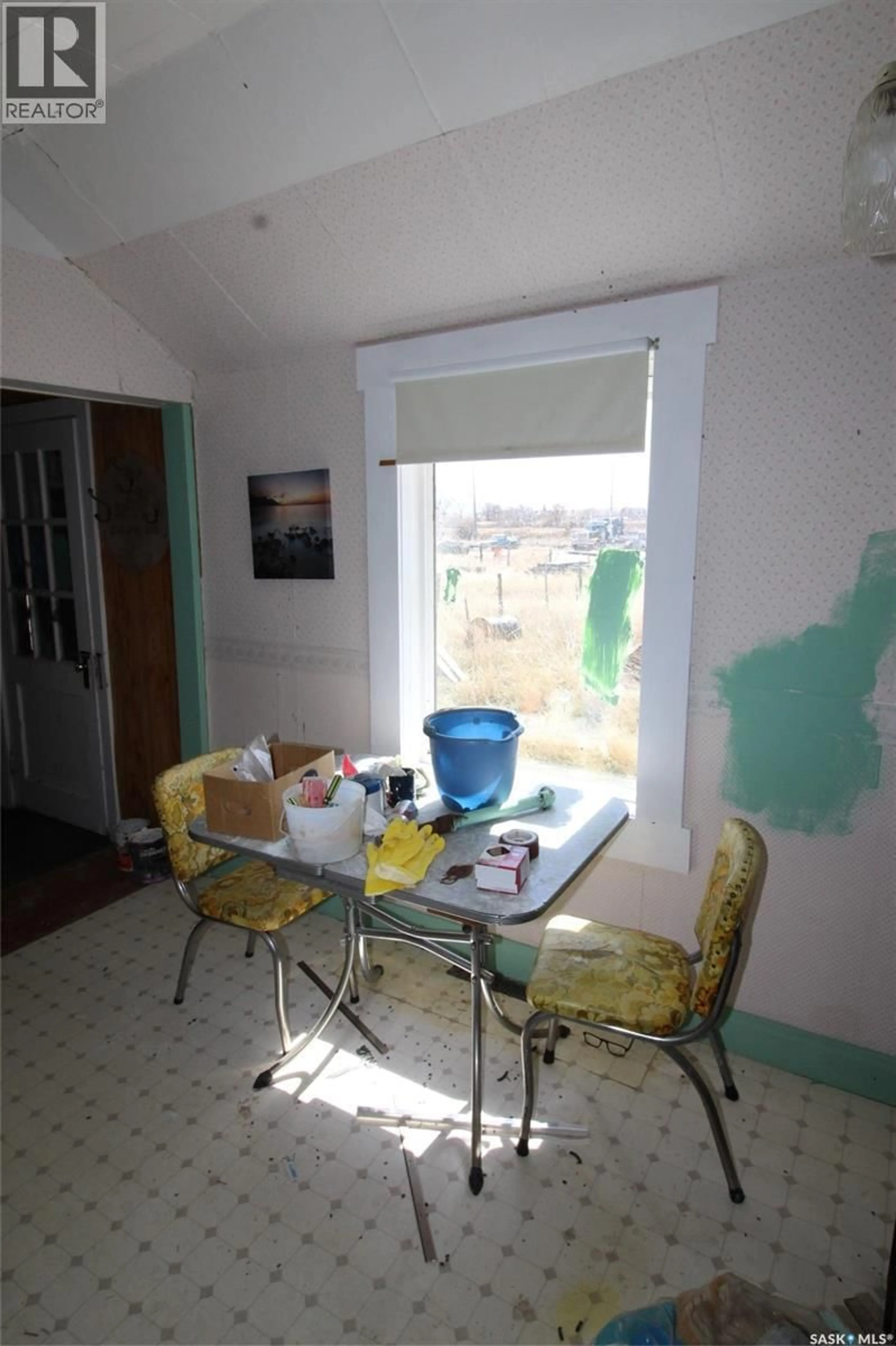 Dining room, floor is not visible for 0 RAILWAY STREET, Eastend Saskatchewan S0N0T0