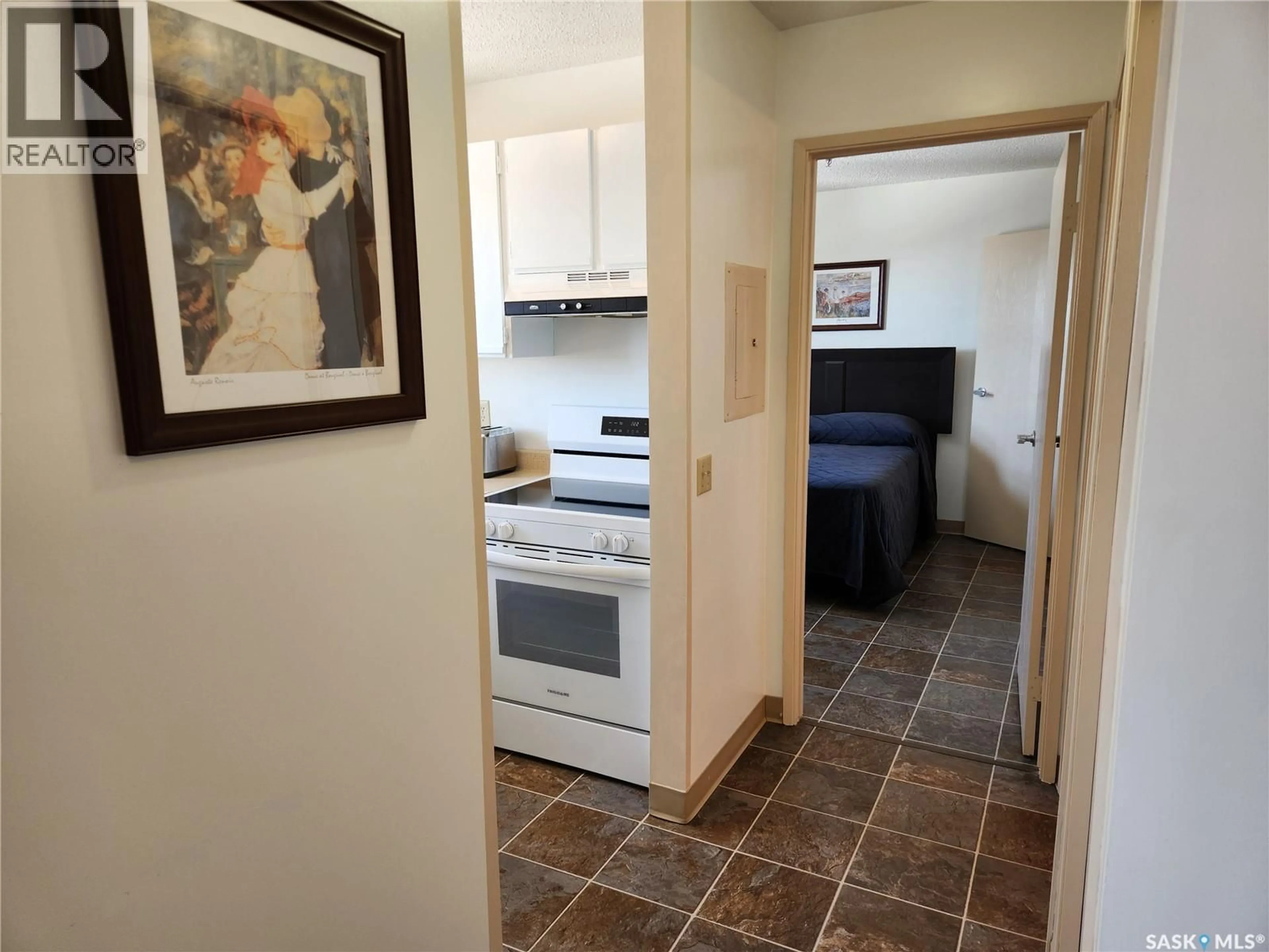 Standard kitchen, unknown for 308 - 102 MANOR DRIVE, Nipawin Saskatchewan S0E1E0