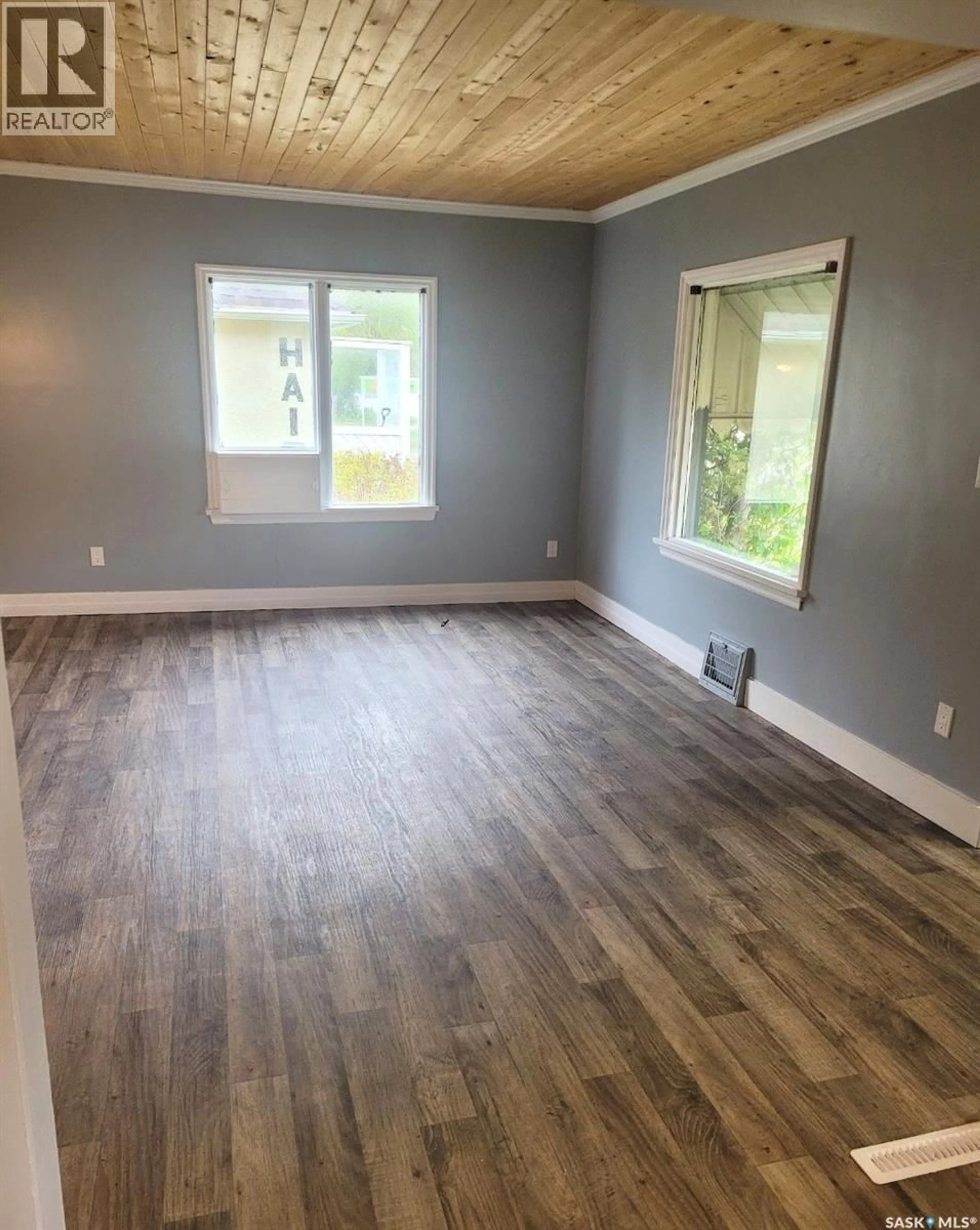 A pic of a room for 211 BROADWAY STREET, Yorkton Saskatchewan S3N0M9