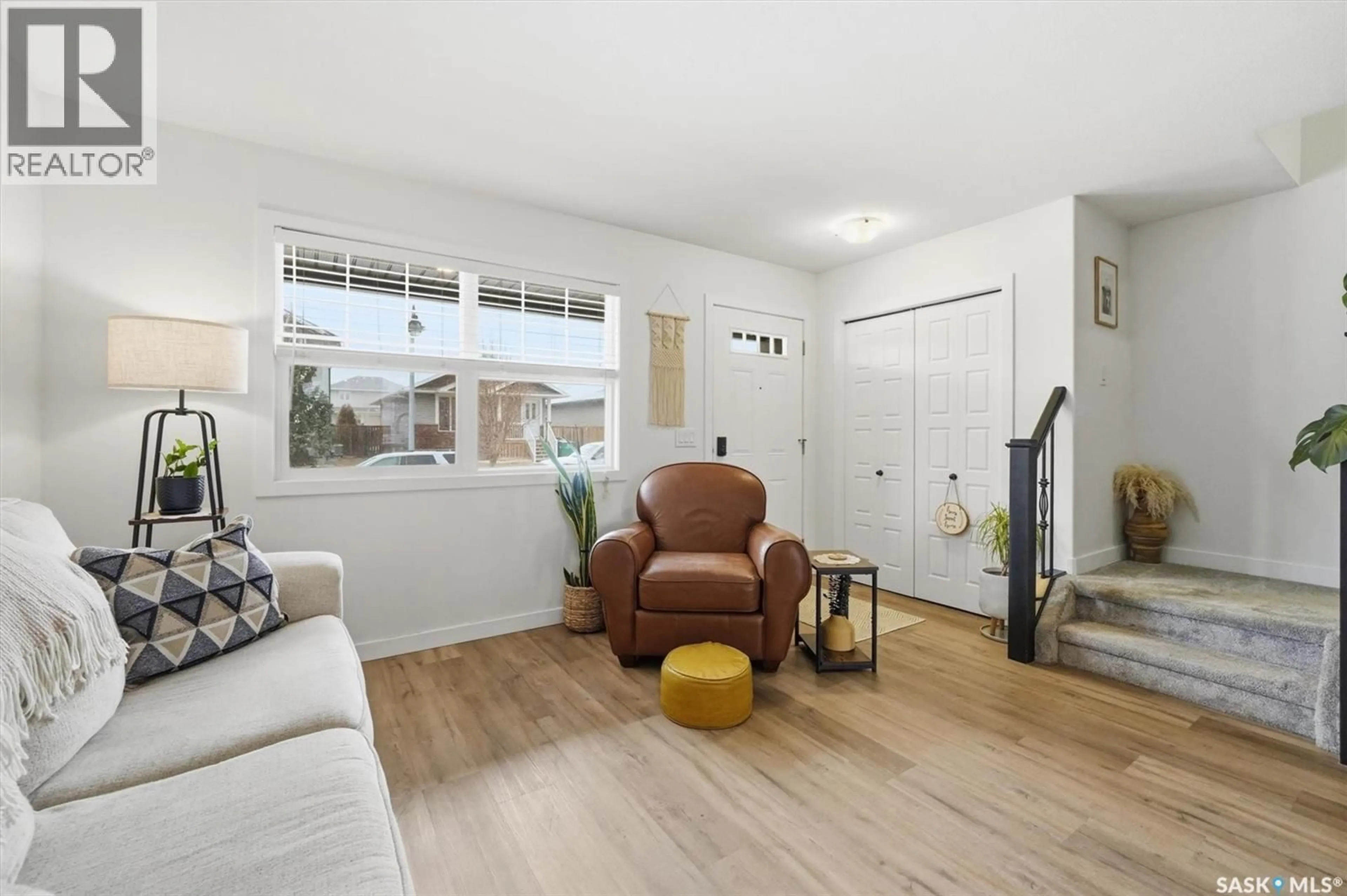 Living room with furniture, unknown for 344 LEVALLEY COVE, Saskatoon Saskatchewan S7T0L1