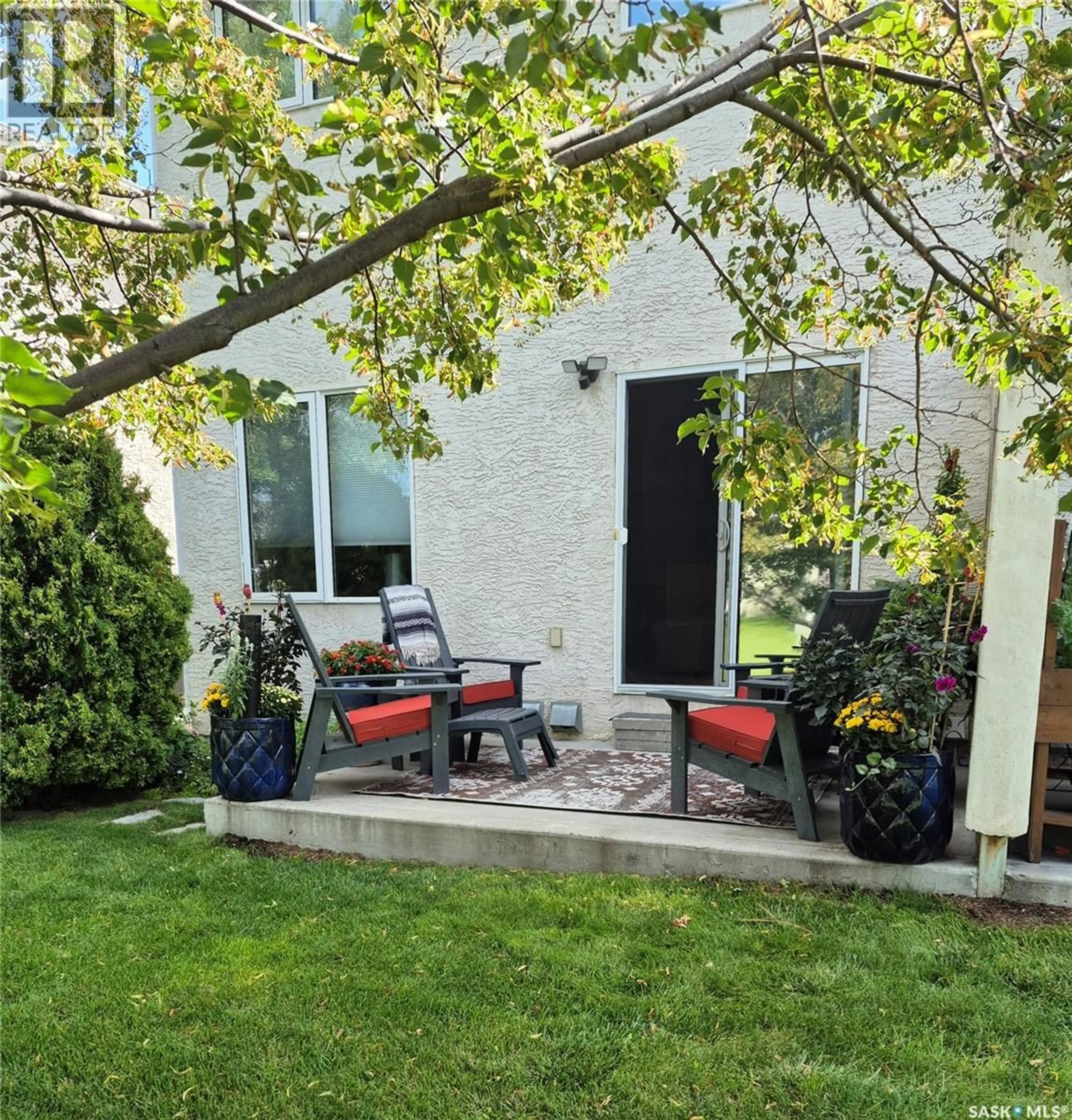 Patio, street for 2250 ATKINSON STREET, Regina Saskatchewan S4N7R2