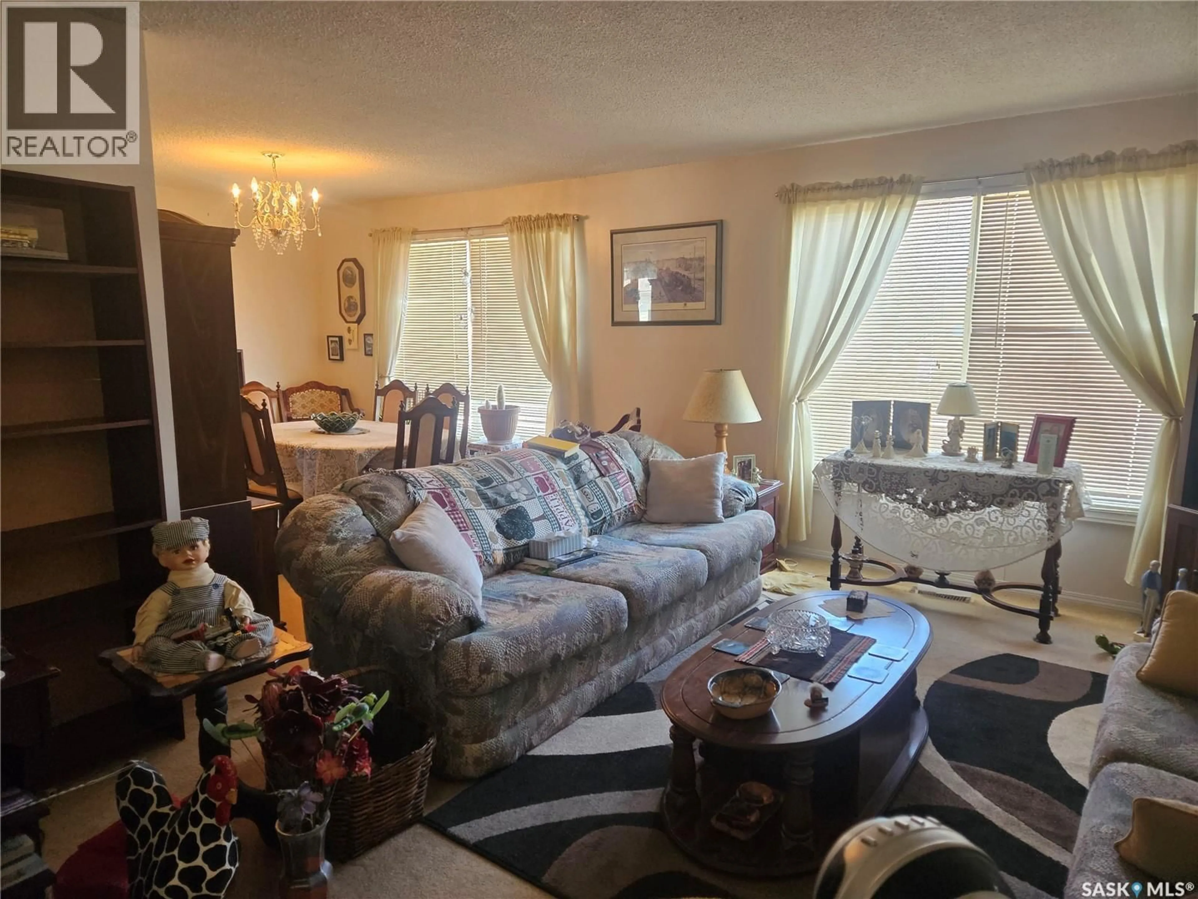 Living room with furniture, unknown for 579 POPLAR CRESCENT, Shaunavon Saskatchewan S0N2M0