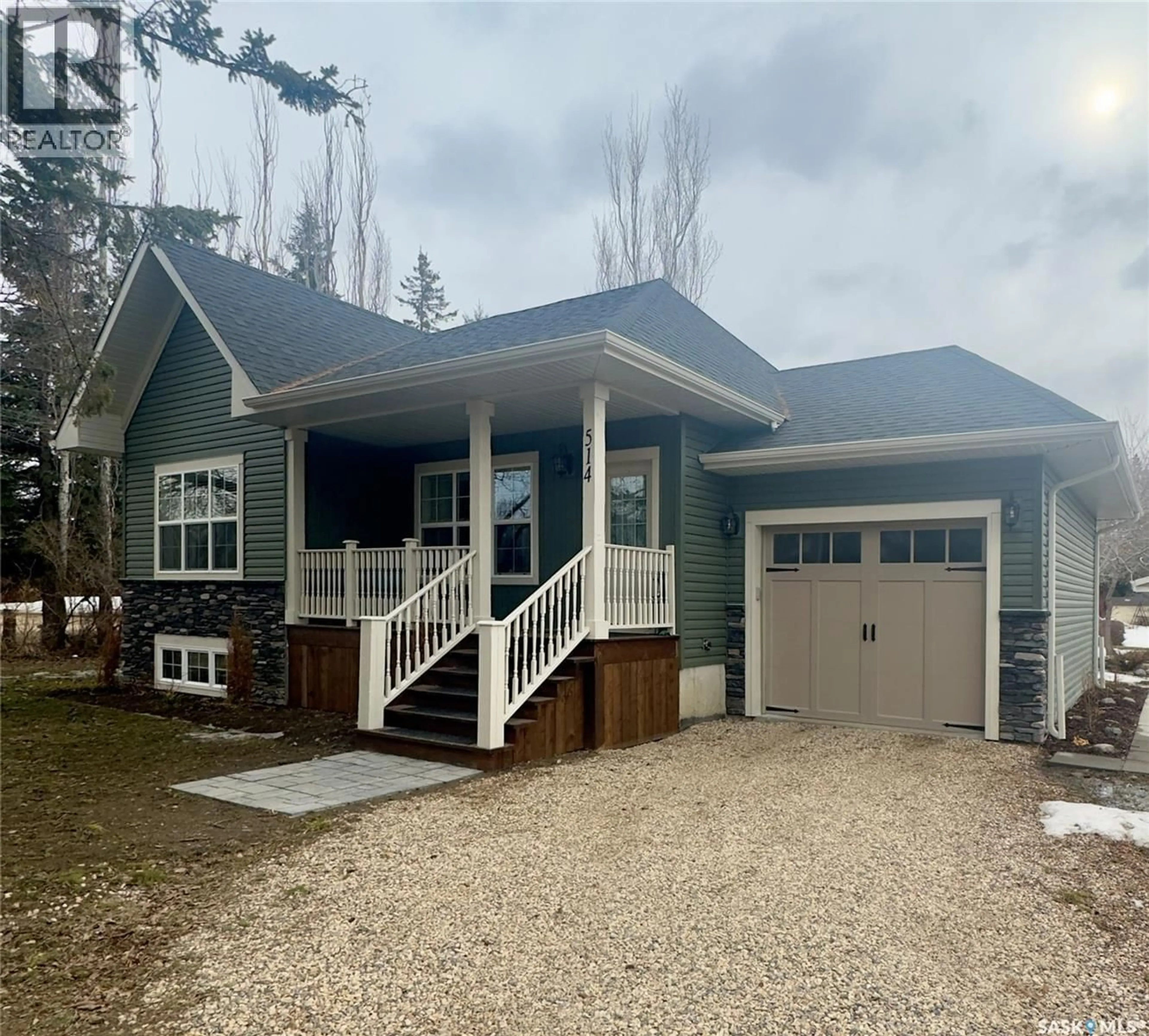 Home with vinyl exterior material, unknown for 514 RAILWAY STREET, Hepburn Saskatchewan S0K1Z0