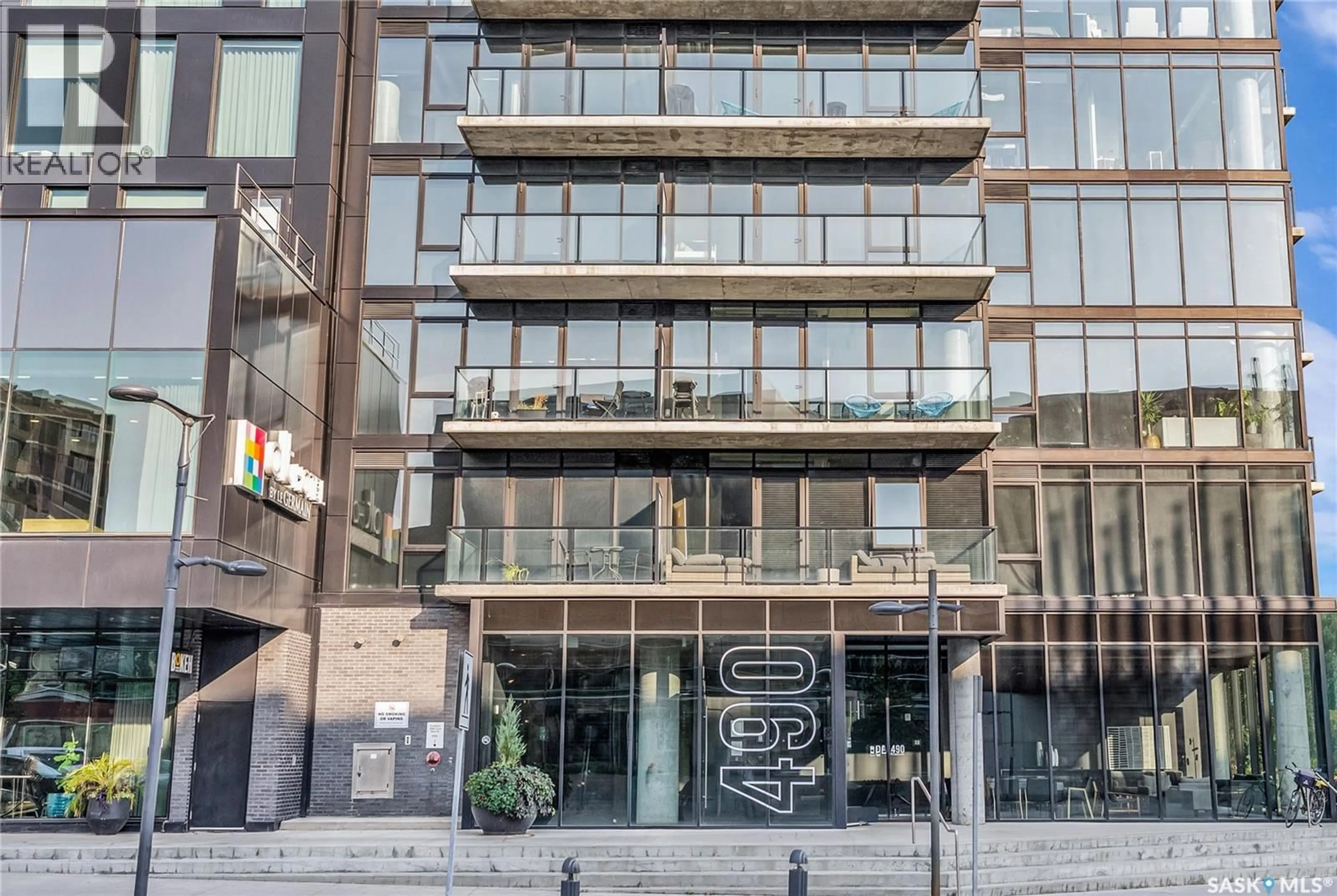 Indoor foyer for S - 708 490 2ND AVENUE, Saskatoon Saskatchewan S7K4H5