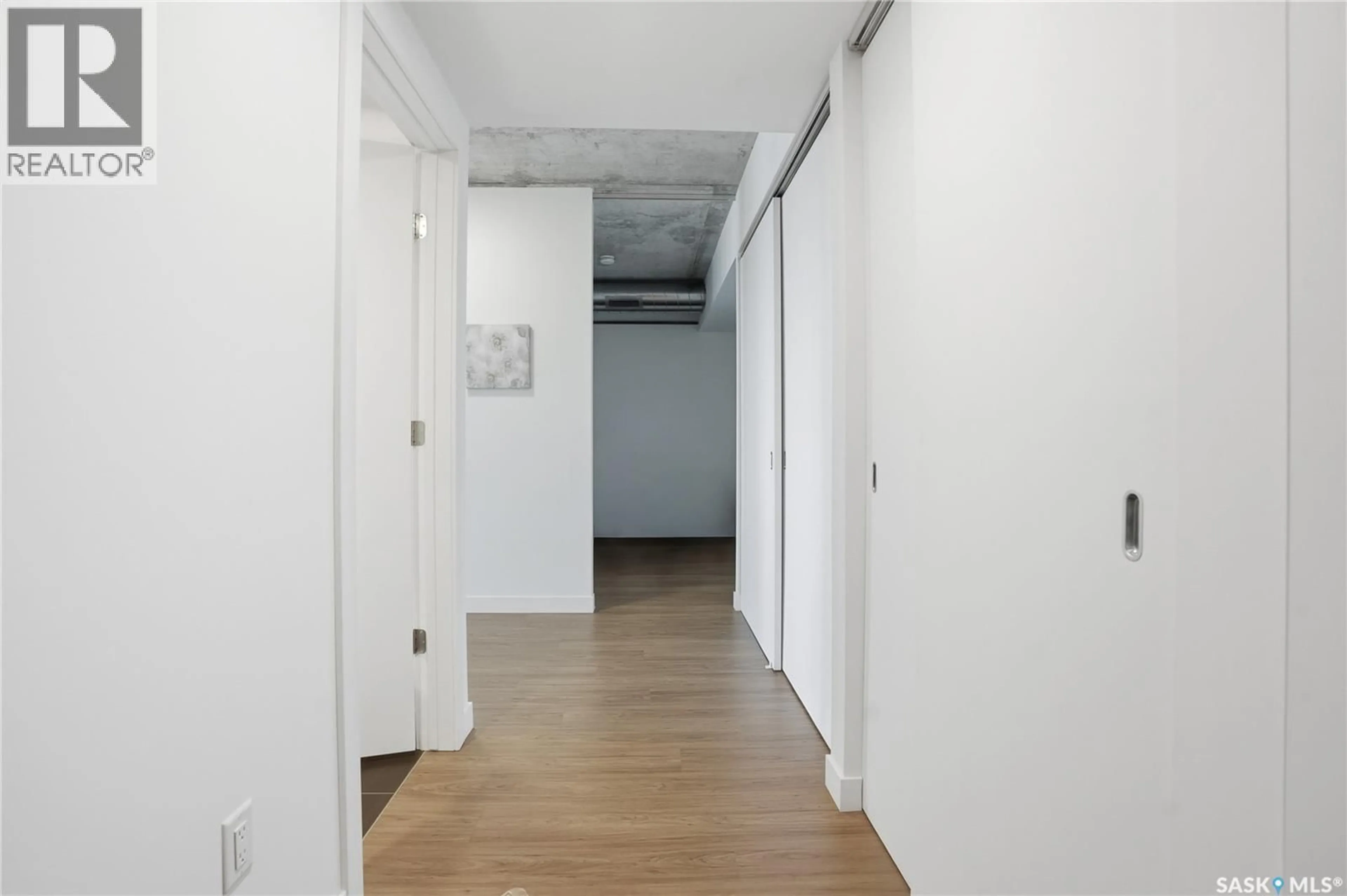 A pic of a room for S - 708 490 2ND AVENUE, Saskatoon Saskatchewan S7K4H5