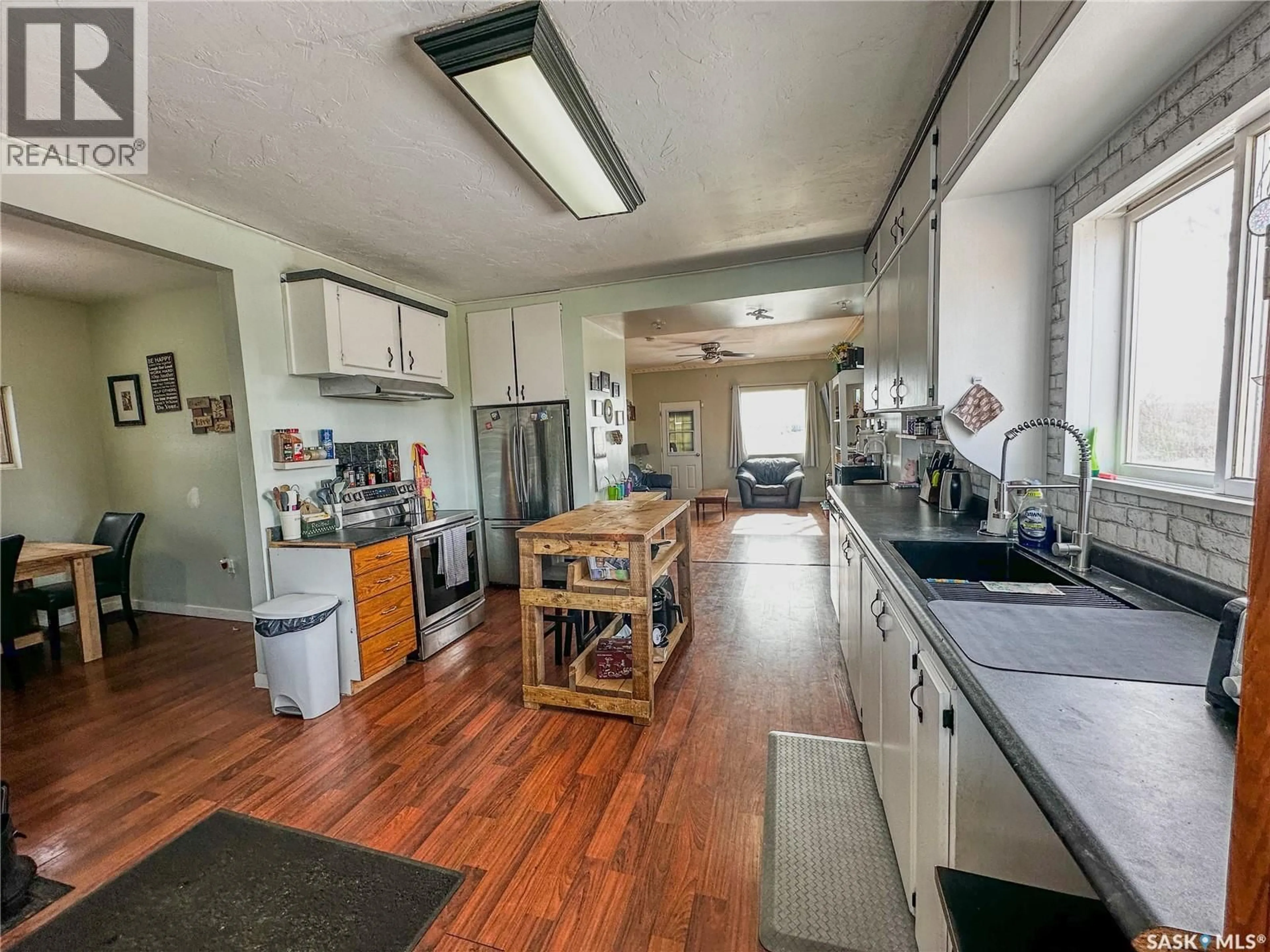 Unknown for 464 1ST AVENUE, Melville Saskatchewan S0A2P0