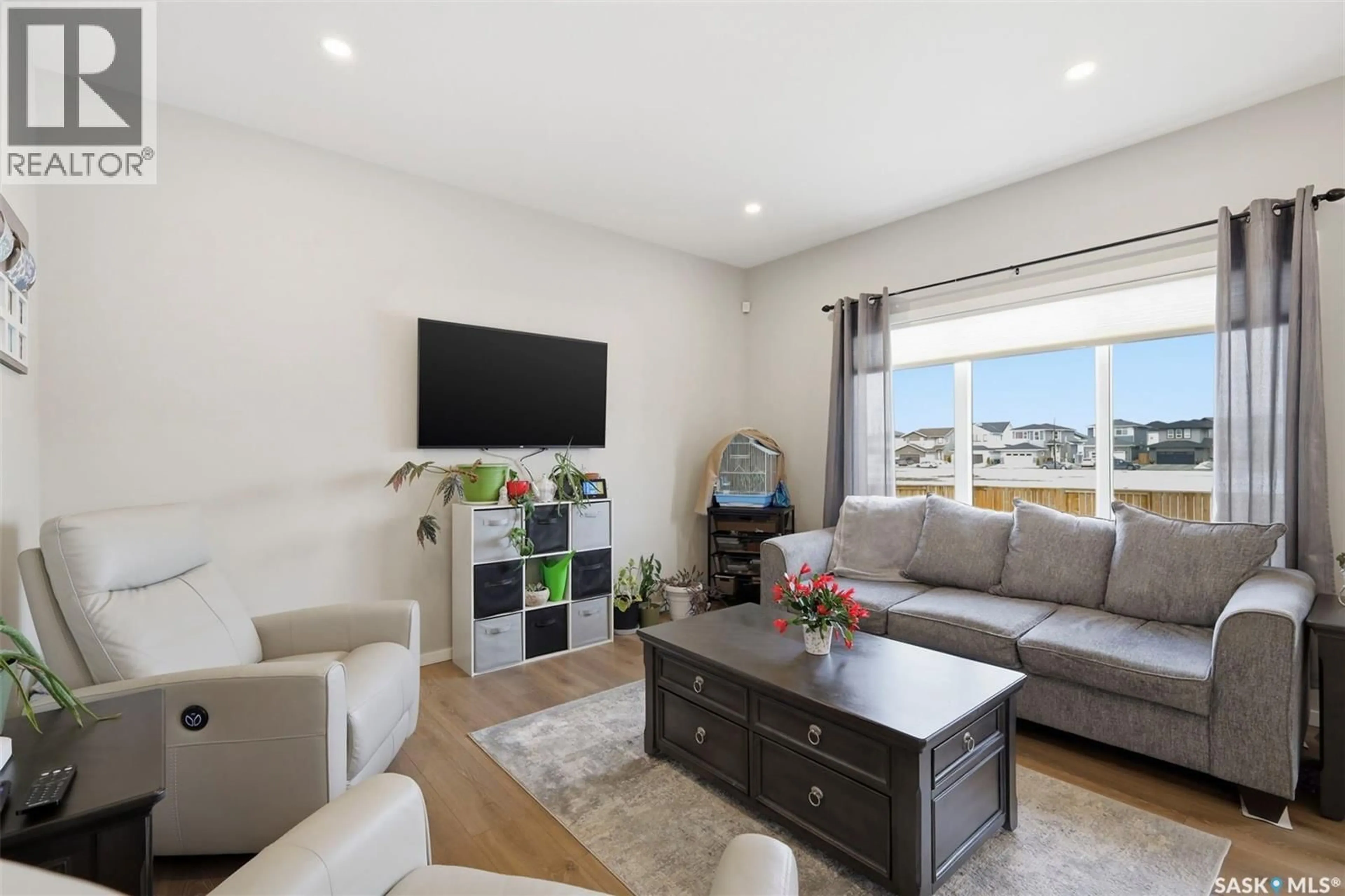 Living room with furniture, unknown for 1019 CHILDERS COURT, Saskatoon Saskatchewan S7L6T8