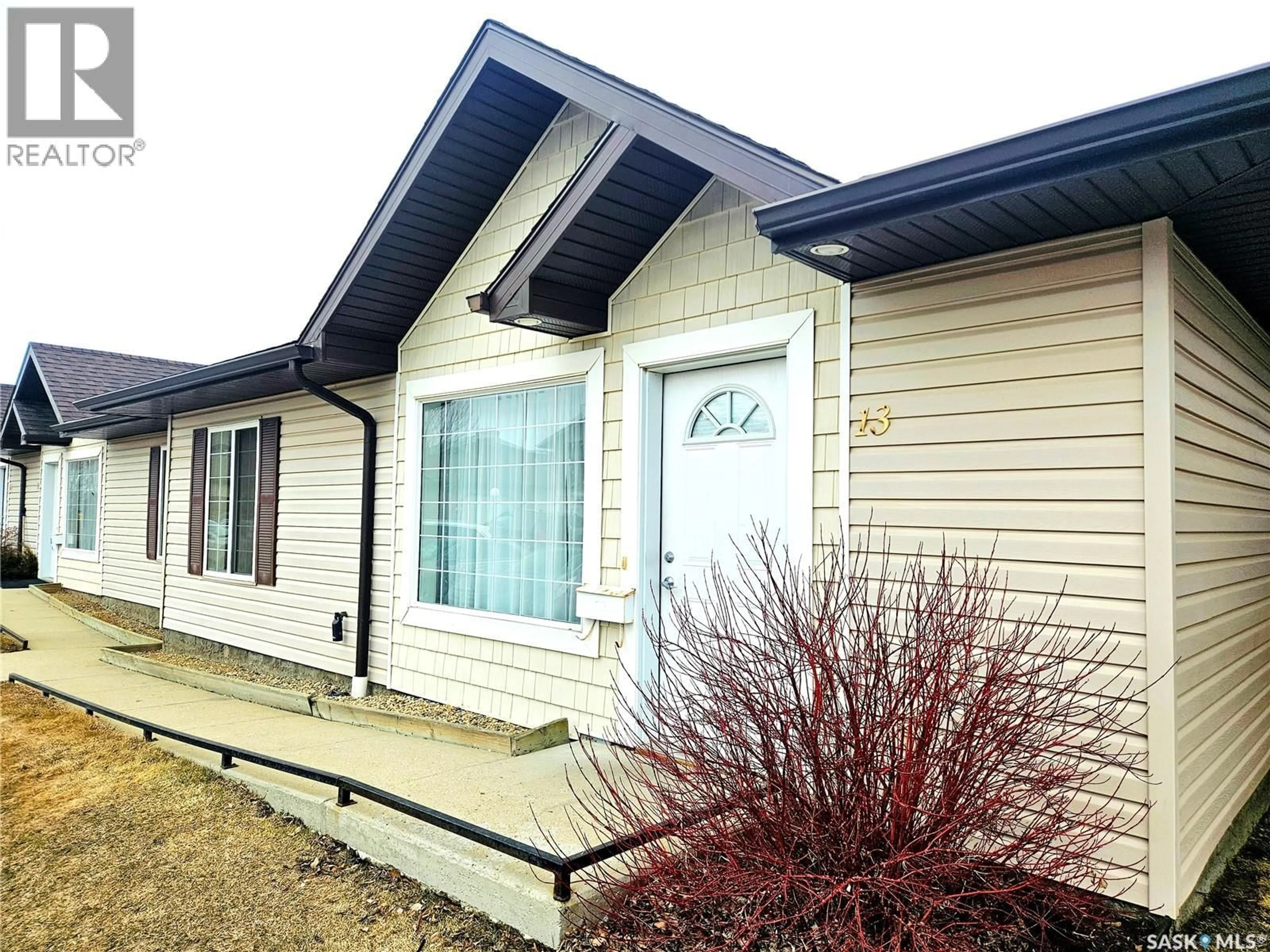 Home with vinyl exterior material, unknown for 13 135 KEEDWELL STREET, Saskatoon Saskatchewan S7W0A3