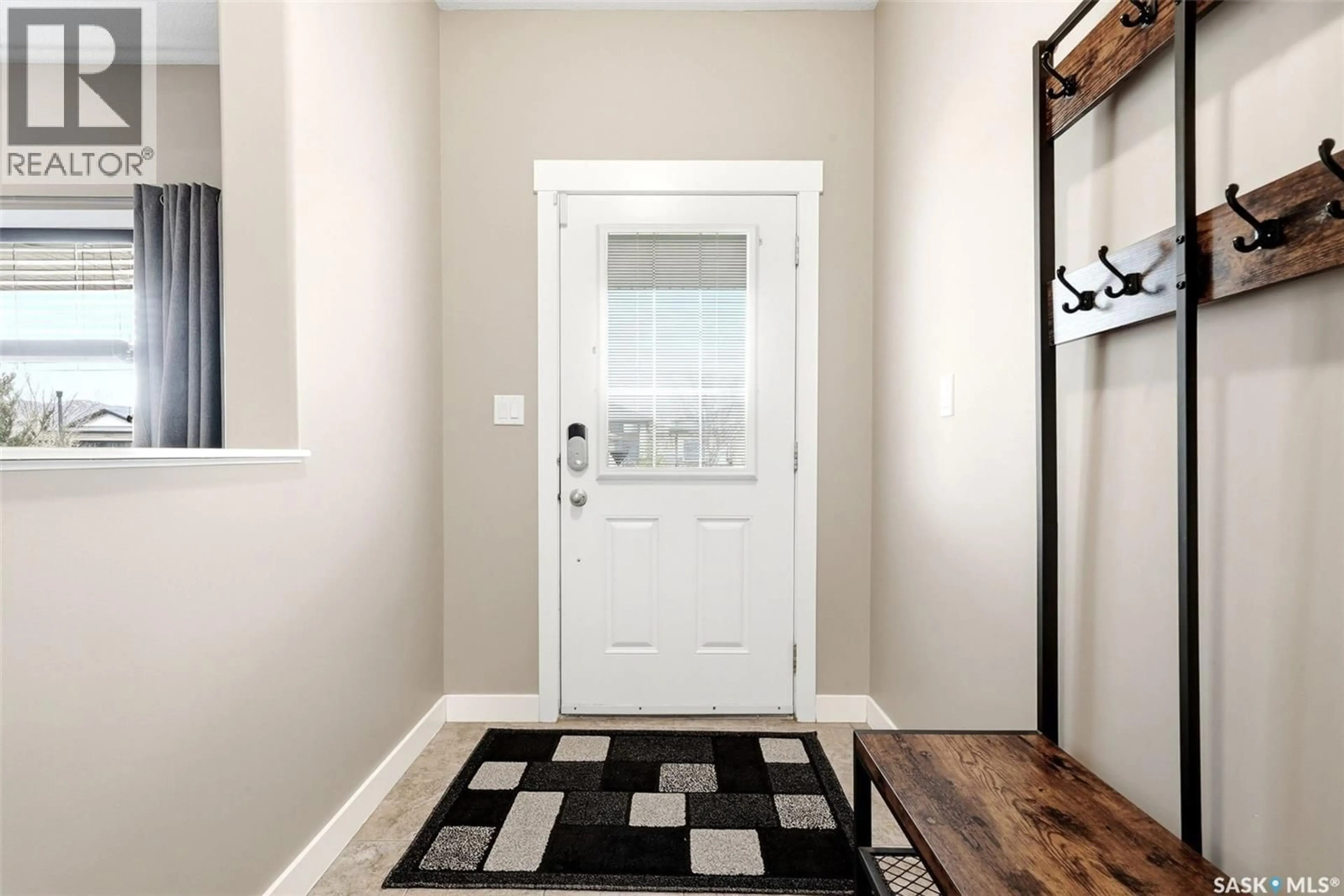 Indoor entryway for 3343 GREEN BANK ROAD, Regina Saskatchewan S4V1P2