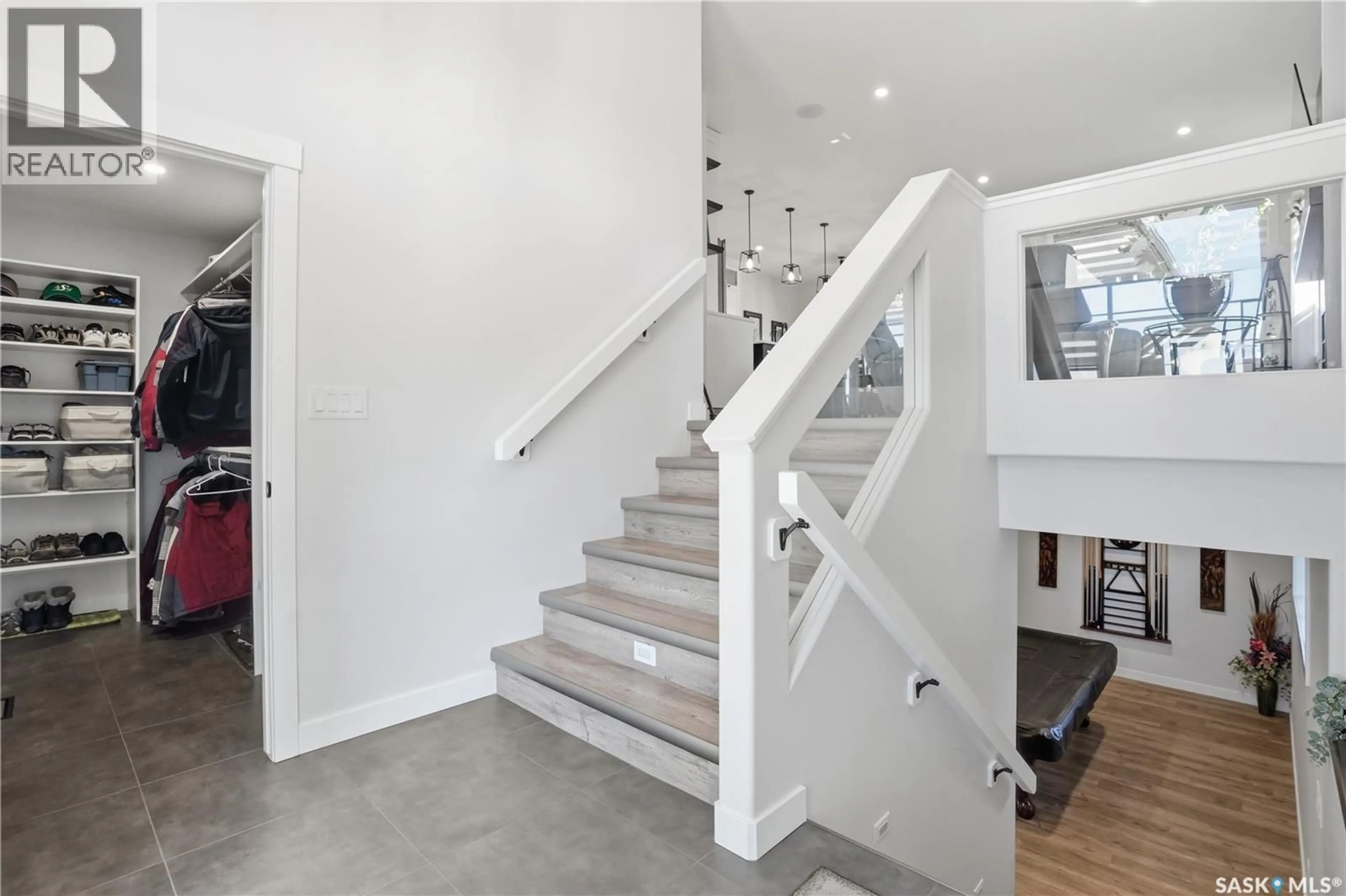 Stairs for 38 HUBER DRIVE, Edenwold Rm No.158 Saskatchewan S4L0E7