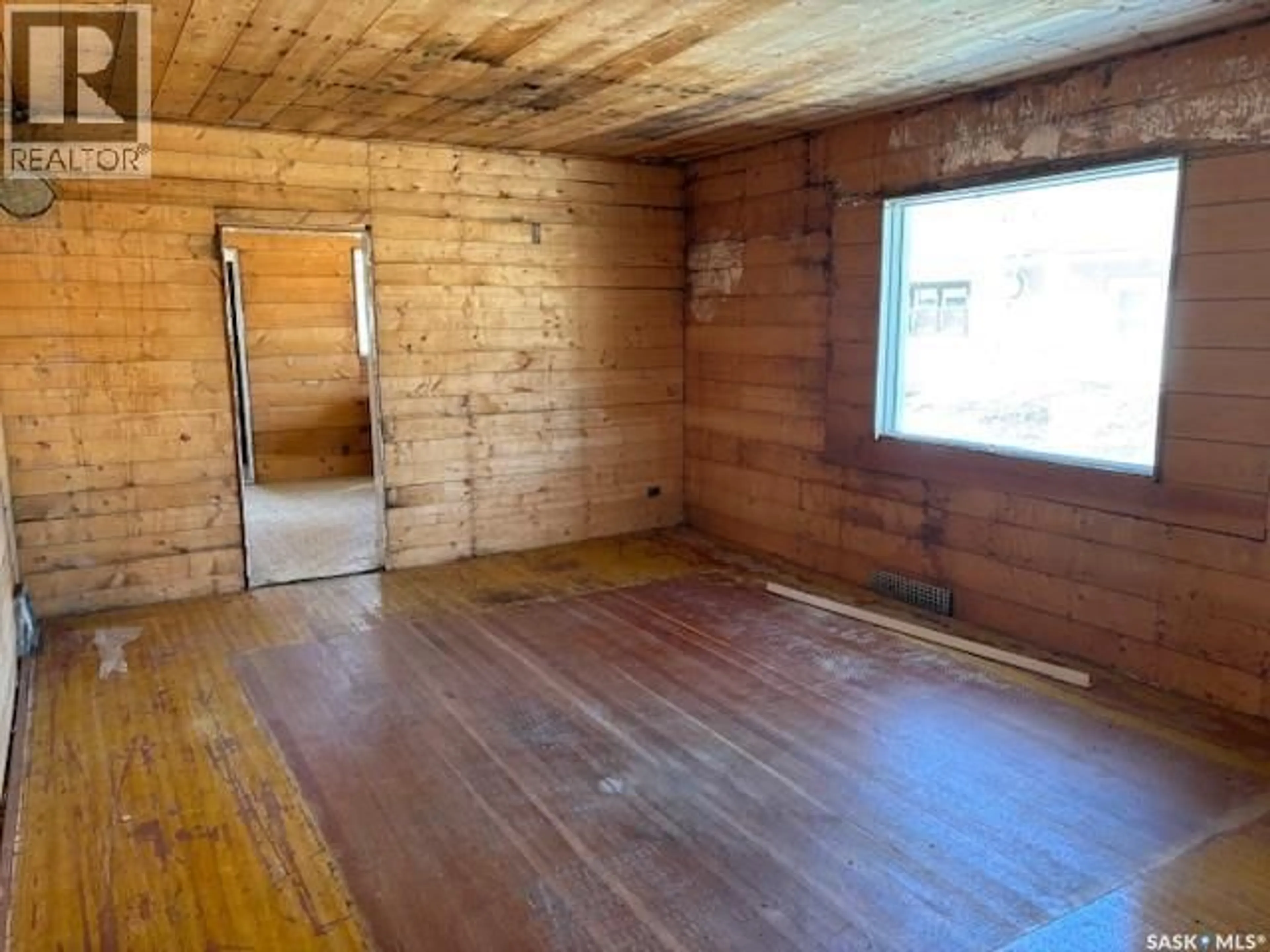 A pic of a room for 211 1ST AVENUE, Canora Saskatchewan S0A0L0