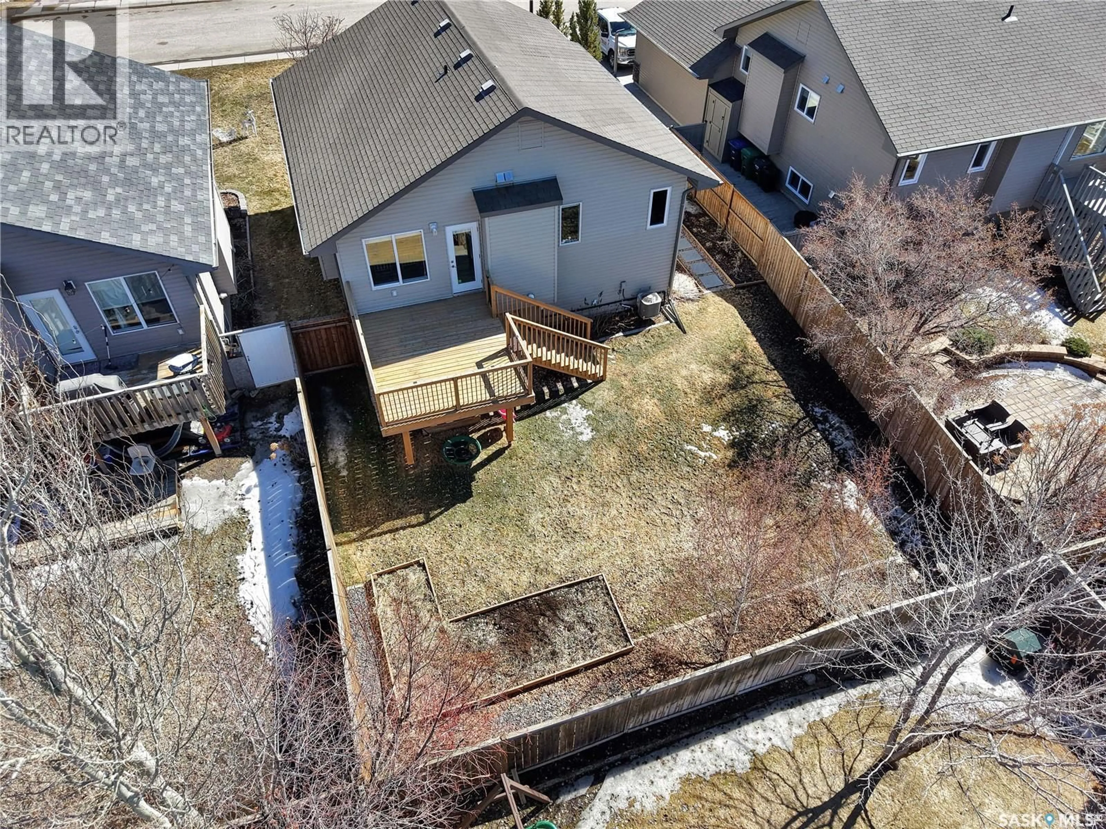 A pic from outside/outdoor area/front of a property/back of a property/a pic from drone, city buildings view from balcony for 106 BENNION CRESCENT, Saskatoon Saskatchewan S7W0H1
