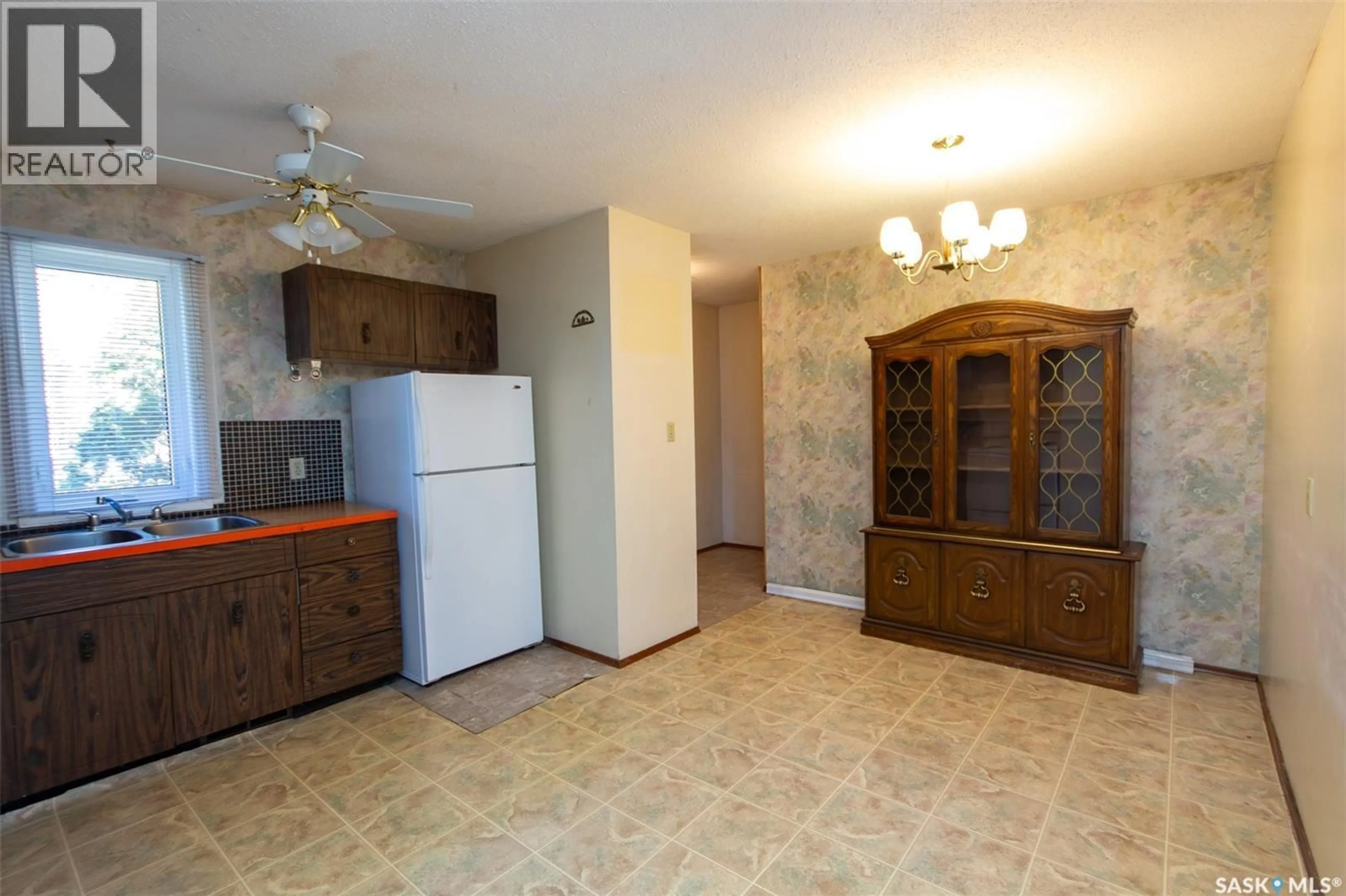 Standard kitchen, unknown for 1581 110TH STREET, North Battleford Saskatchewan S9A2J5