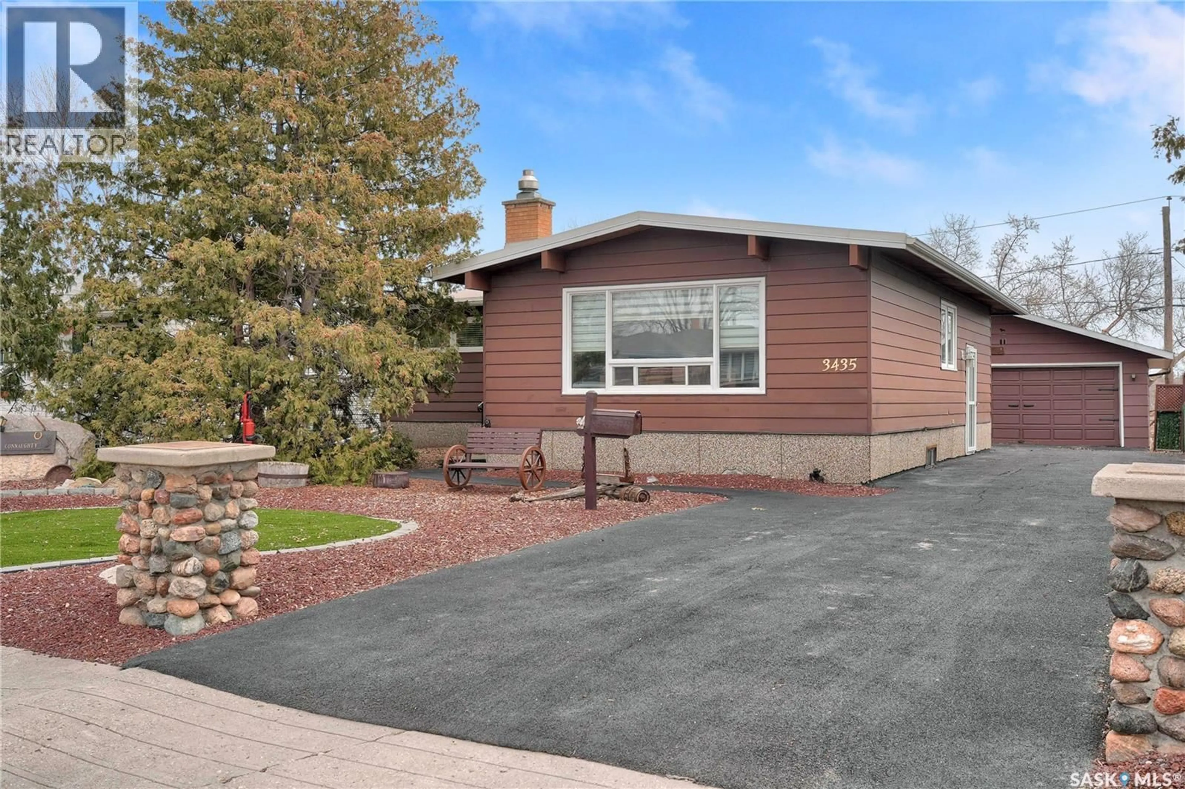 Home with vinyl exterior material, street for 3435 WASCANA STREET, Regina Saskatchewan S4S2H2