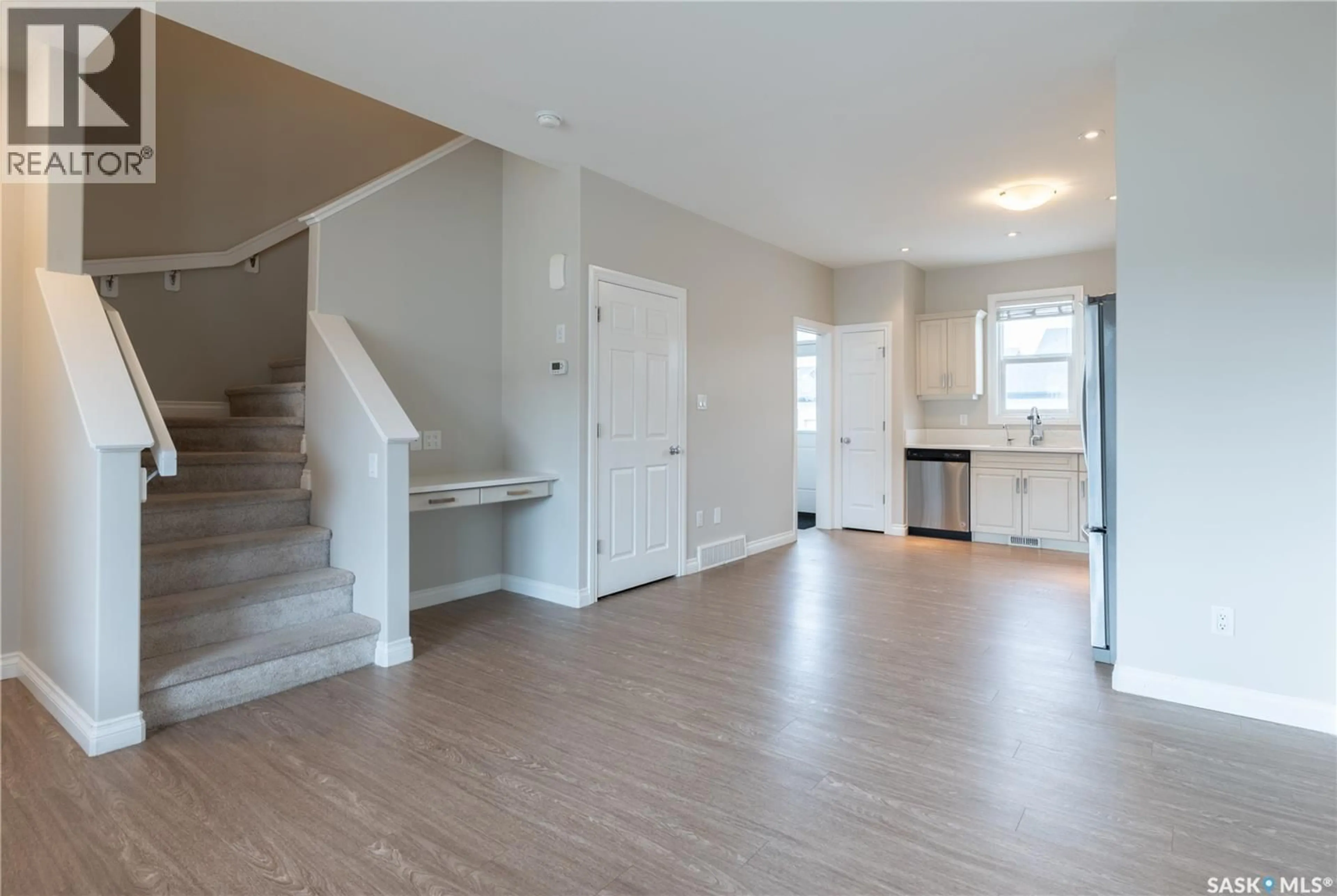 Unknown for 4372 JAMES HILL ROAD, Regina Saskatchewan S4W0R2