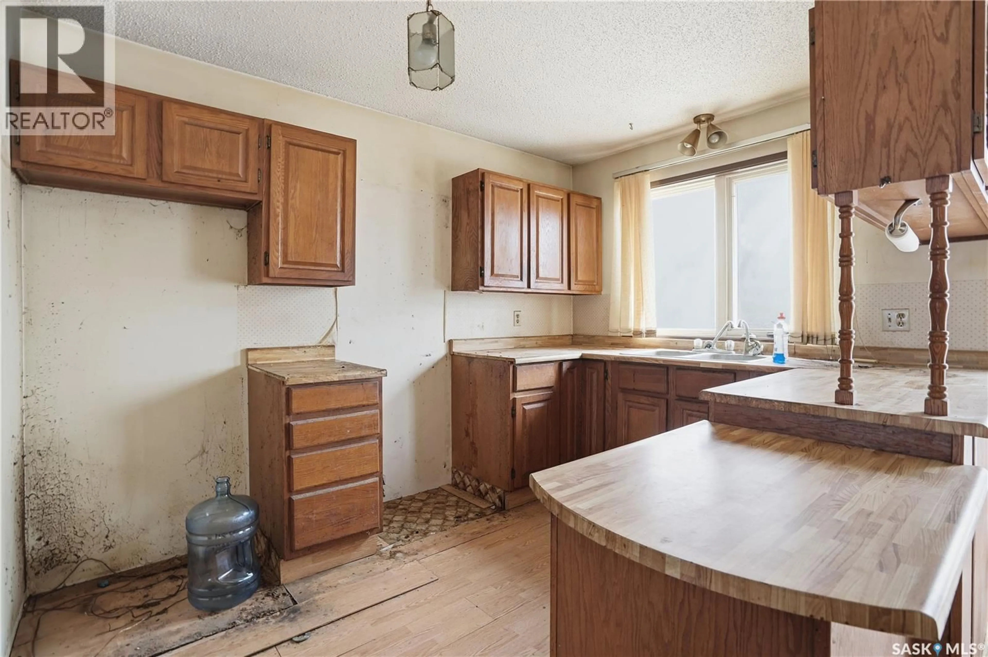 Standard kitchen, unknown for 98 MAIN STREET, Lang Saskatchewan S0G2W0