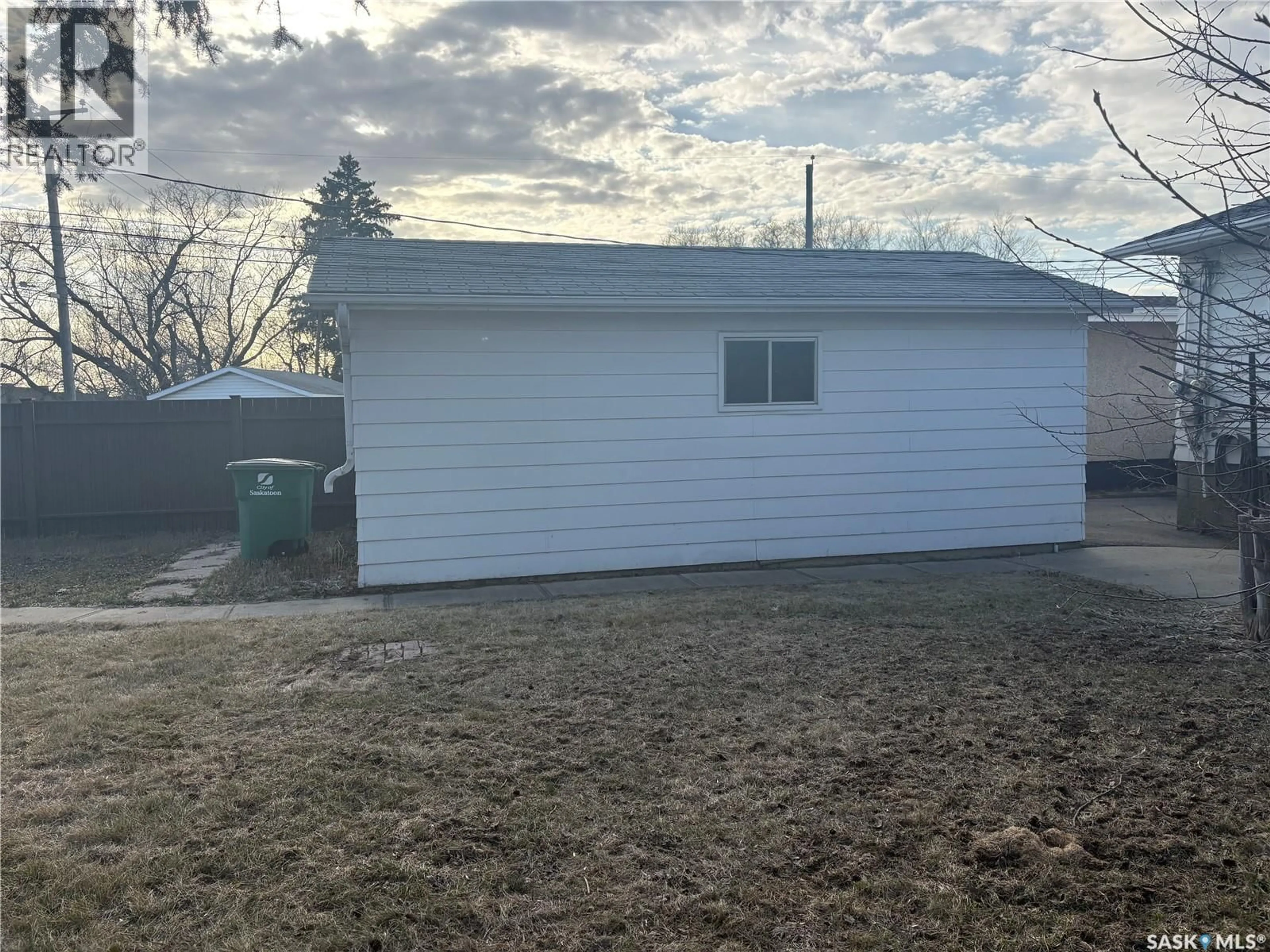 Shed for 143 102ND STREET, Saskatoon Saskatchewan S7N1M7