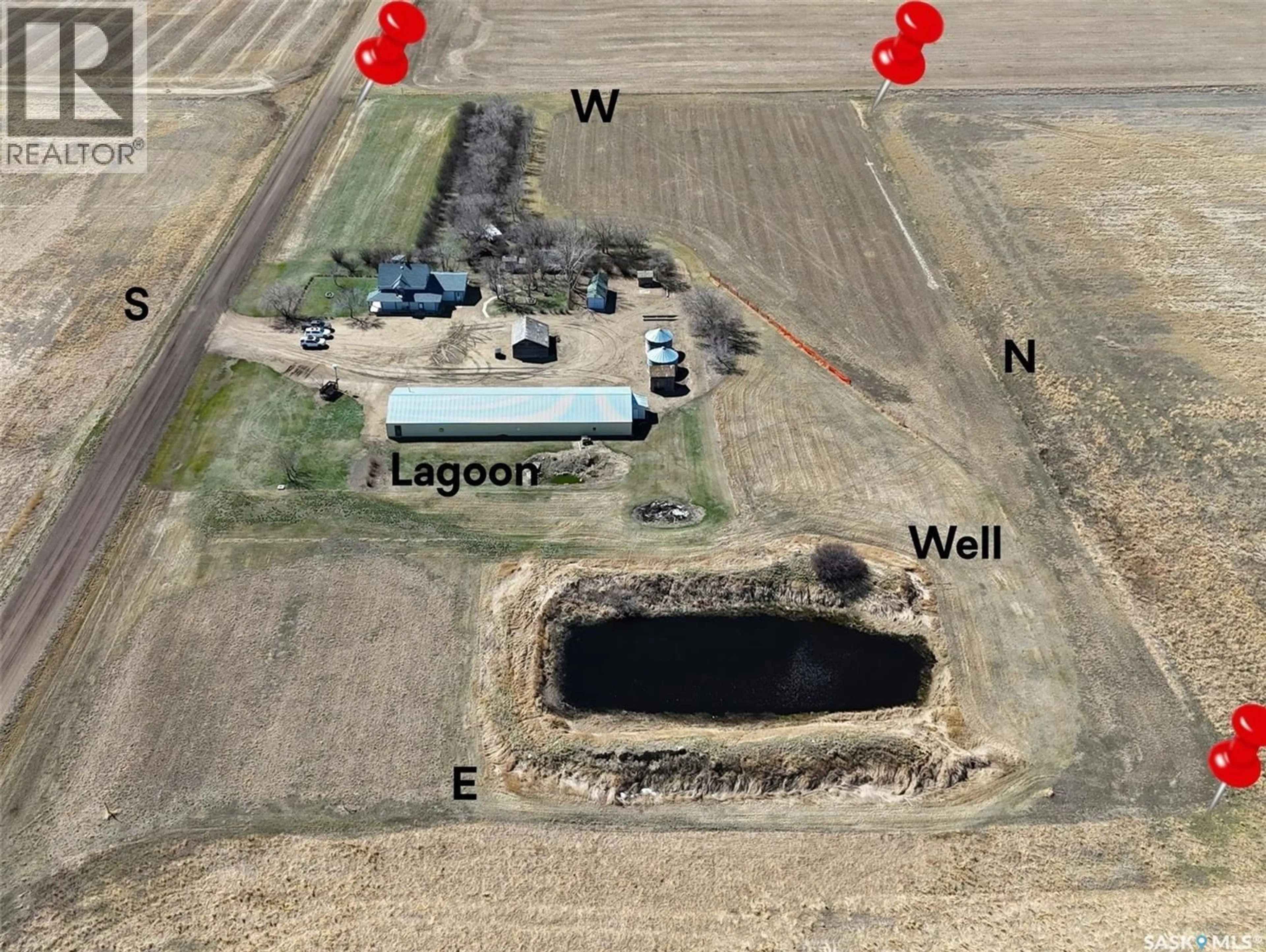 A pic from outside/outdoor area/front of a property/back of a property/a pic from drone, building for PONTEIX ACREAGE, Auvergne Rm No. 76 Saskatchewan S0N1Z0