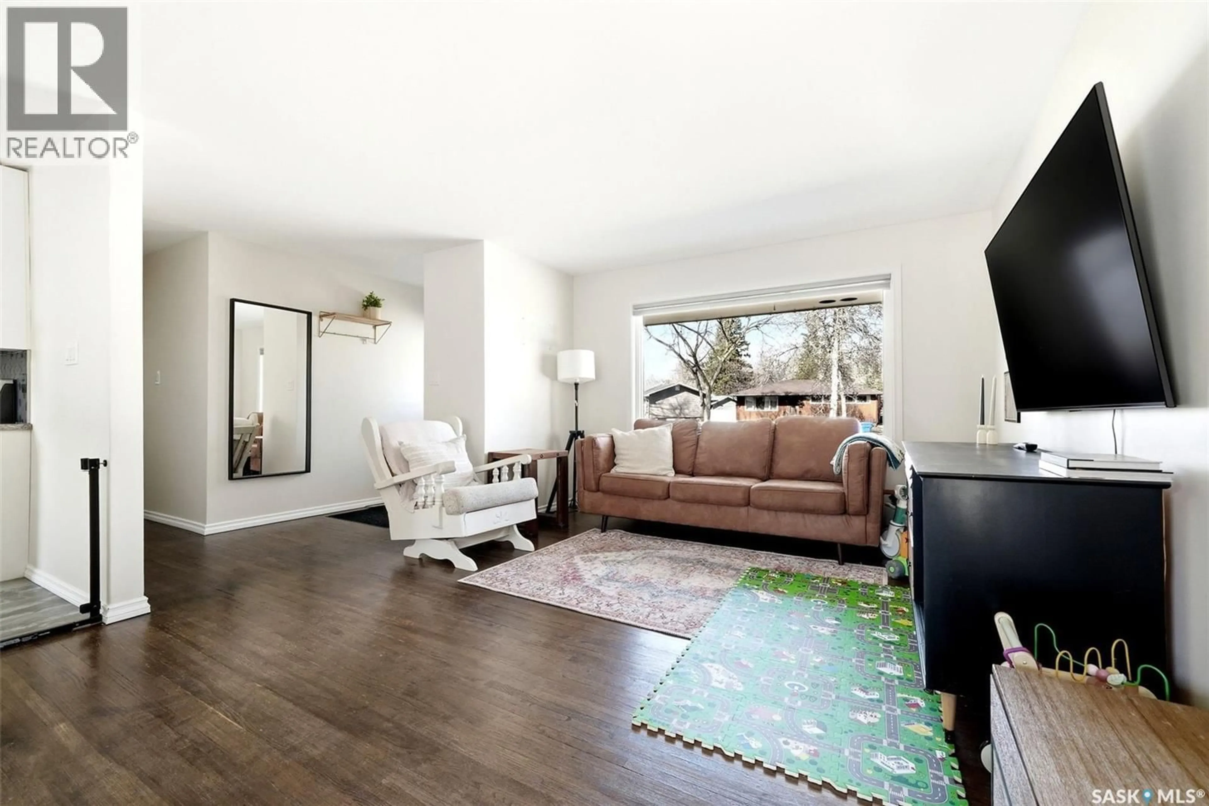 Living room with furniture, unknown for 4604 ELGIN ROAD, Regina Saskatchewan S4S4K6