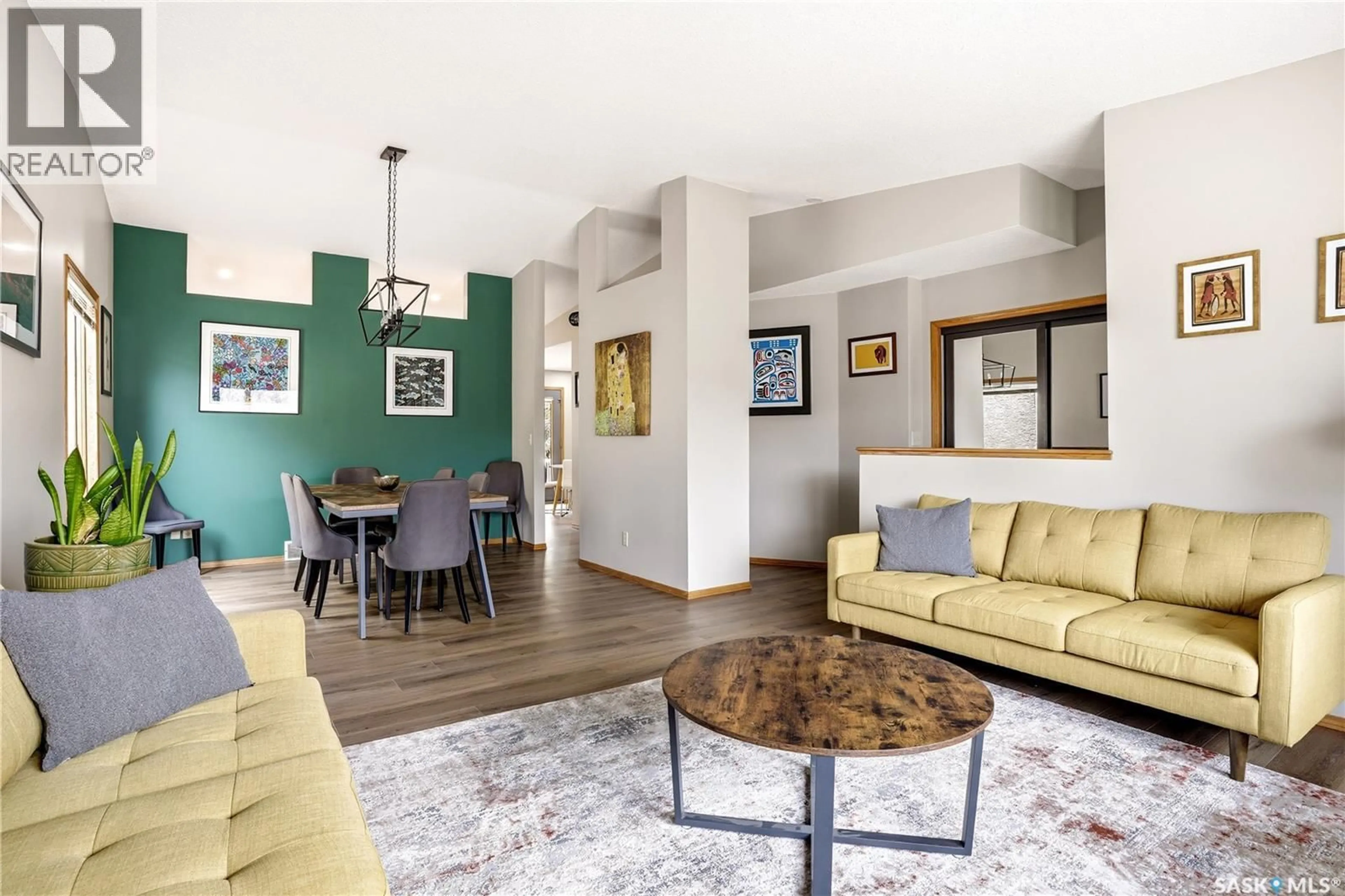 Living room with furniture, unknown for 3511 BURNS ROAD, Regina Saskatchewan S4V2G4