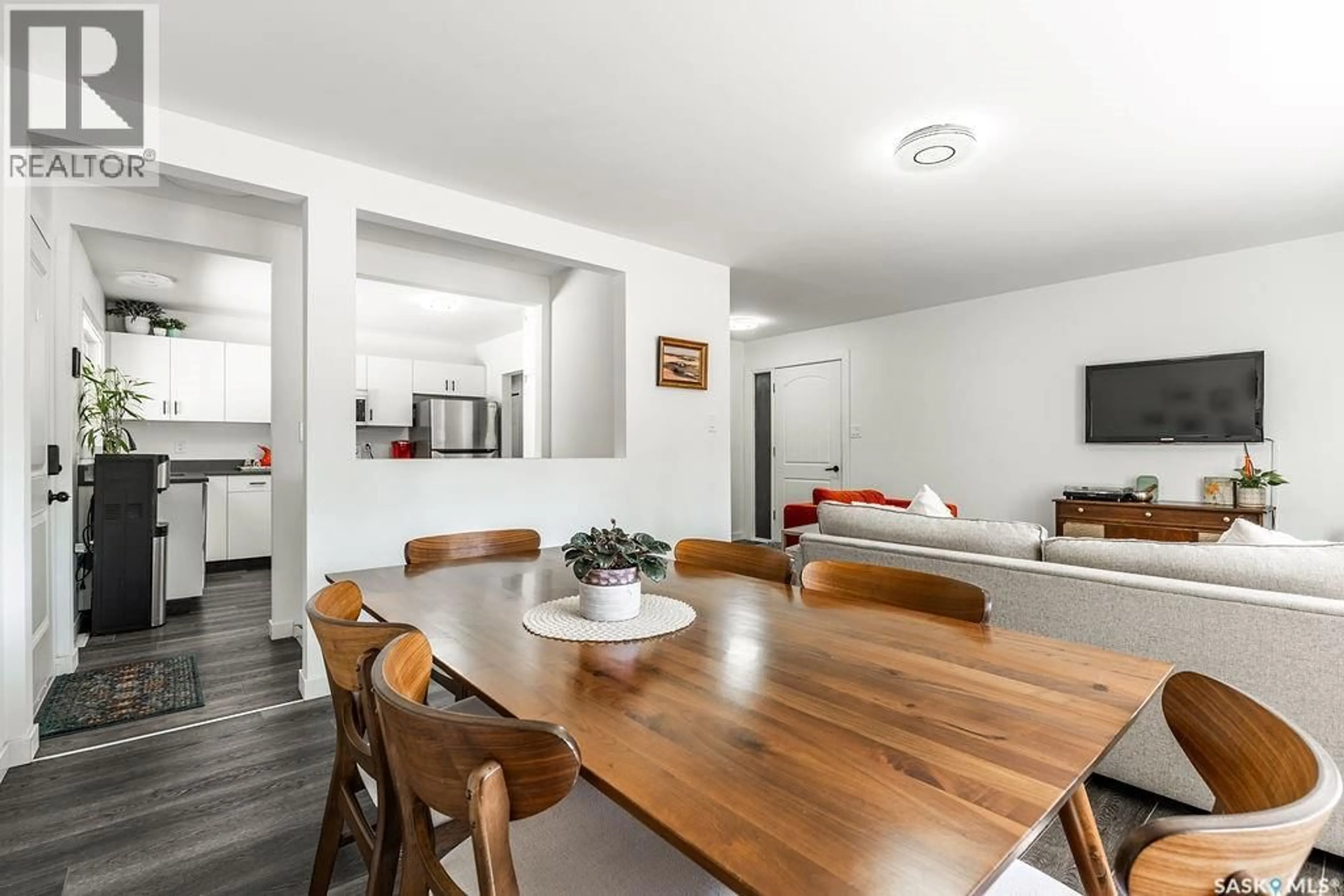 Dining room, unknown for 176 TUCKER CRESCENT, Saskatoon Saskatchewan S7H3H9