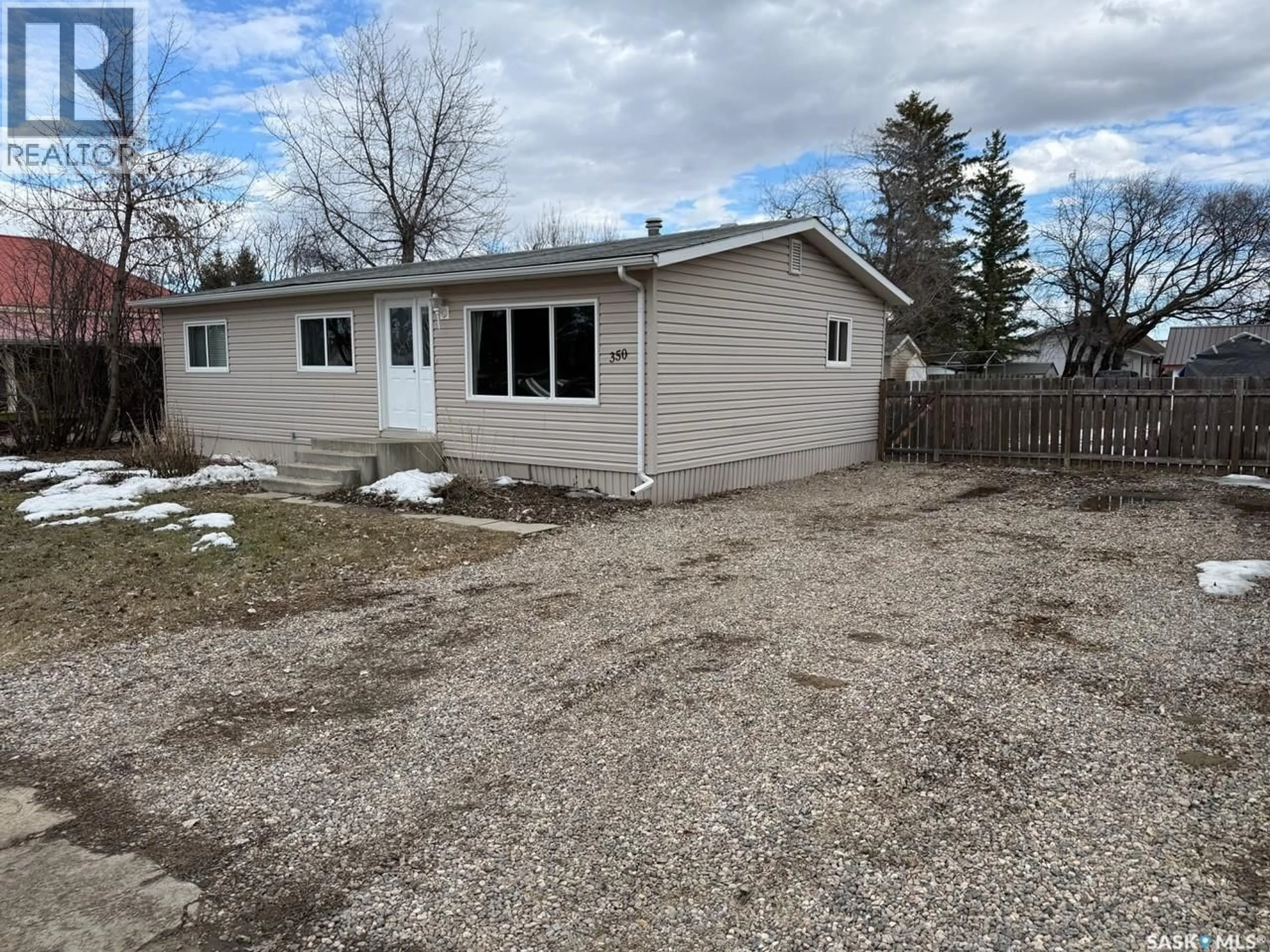 A pic from outside/outdoor area/front of a property/back of a property/a pic from drone, street for 350 1ST STREET, Meota Saskatchewan S0M1X0