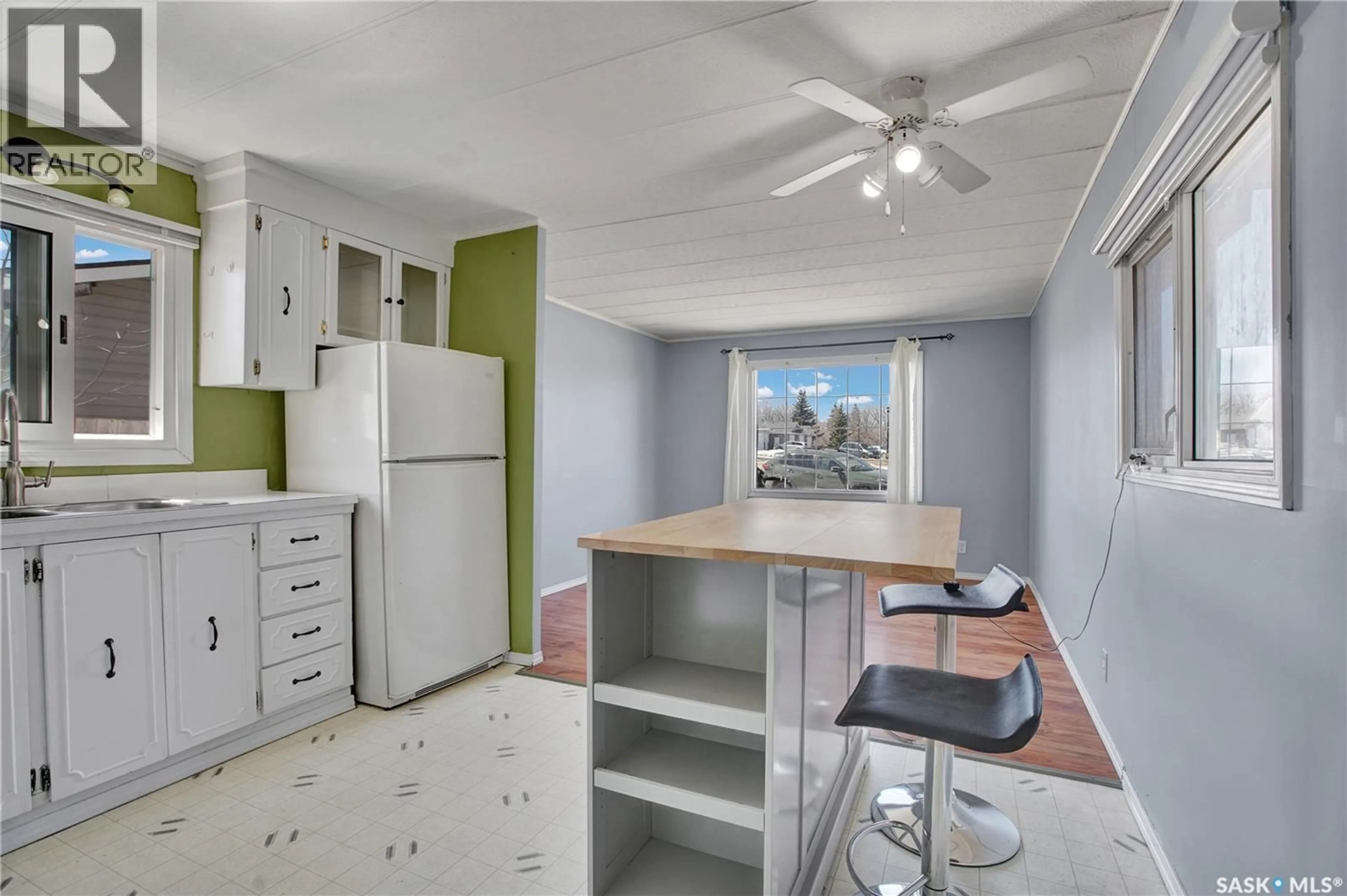 Standard kitchen, unknown for 82 2ND STREET, Osler Saskatchewan S0K3A0