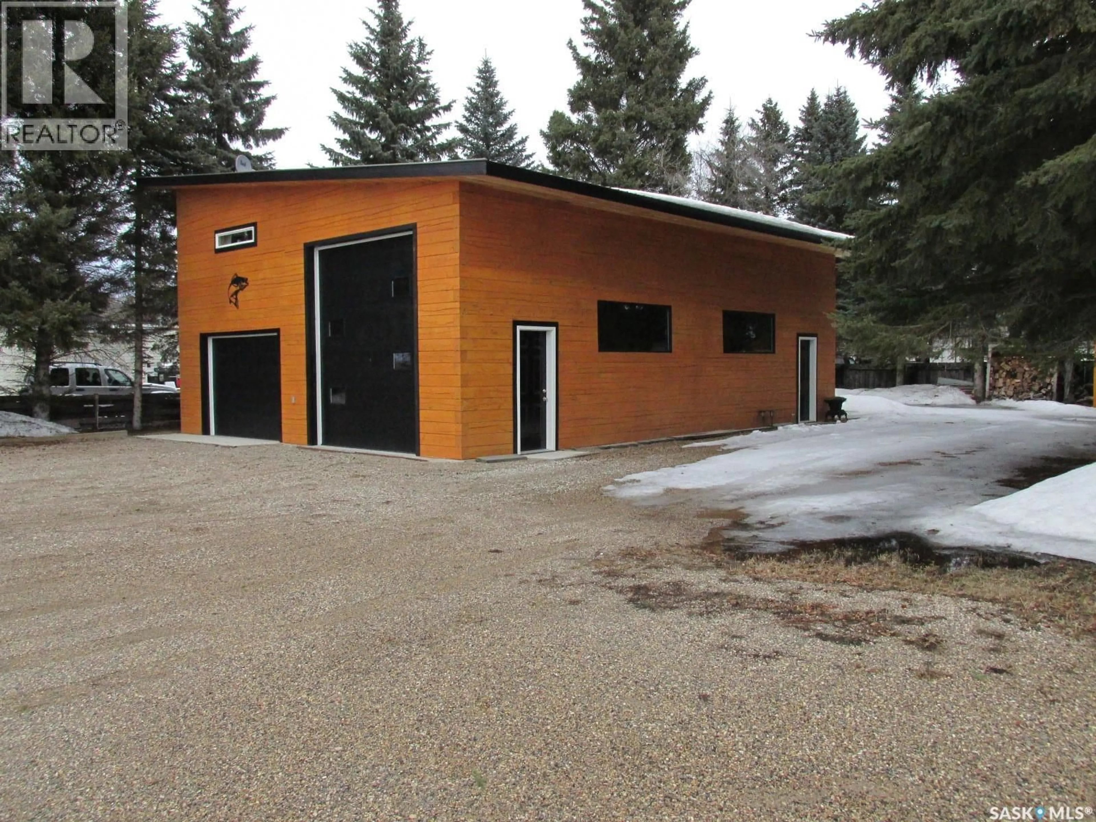 Indoor garage for 109 RUSTAD AVENUE, White Fox Saskatchewan S0J3B0