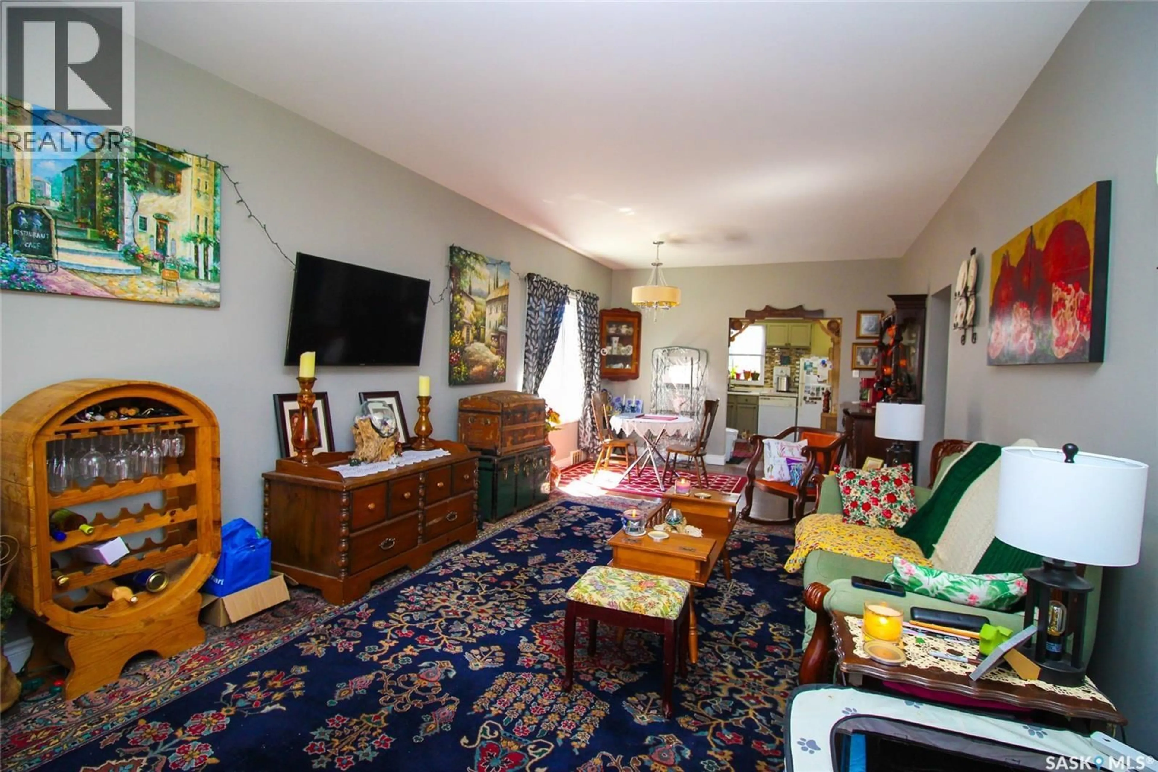 Unknown for 531 1ST STREET, Shaunavon Saskatchewan S0N2M0