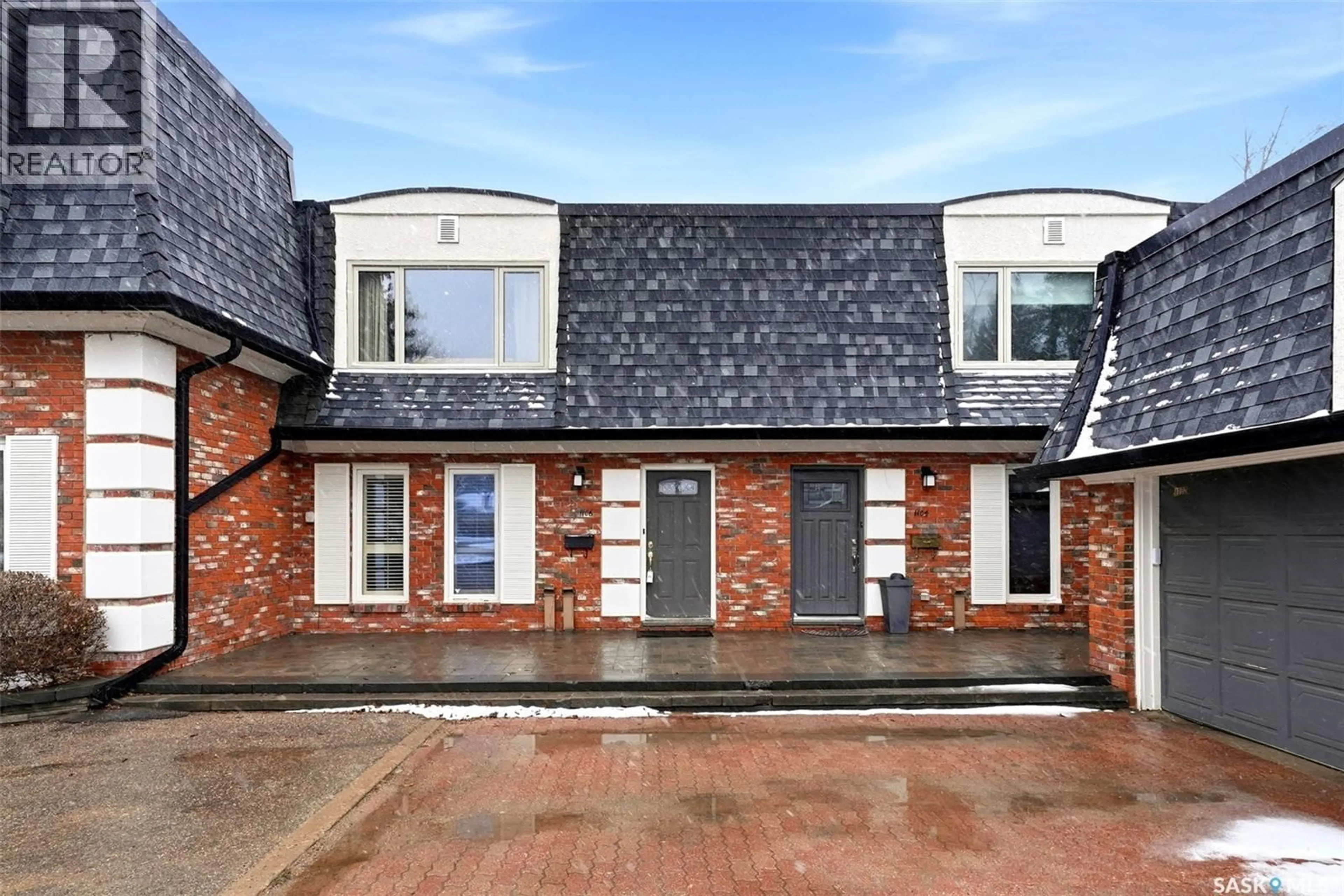 A pic from outside/outdoor area/front of a property/back of a property/a pic from drone, street for 1106 GRYPHONS WALK, Regina Saskatchewan S4S6X1