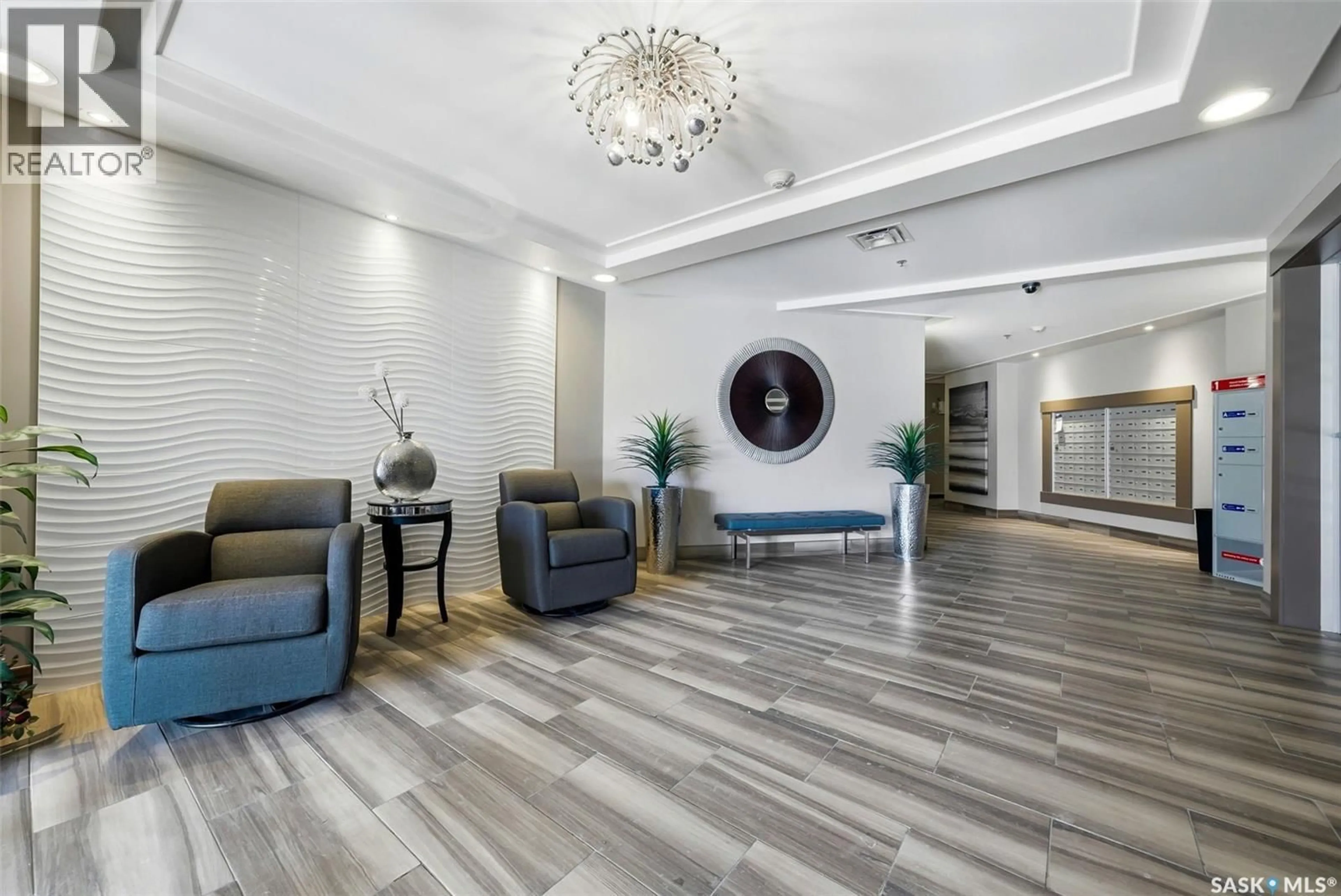 Lobby for 305 - 1220 BLACKFOOT DRIVE, Regina Saskatchewan S4S6T2