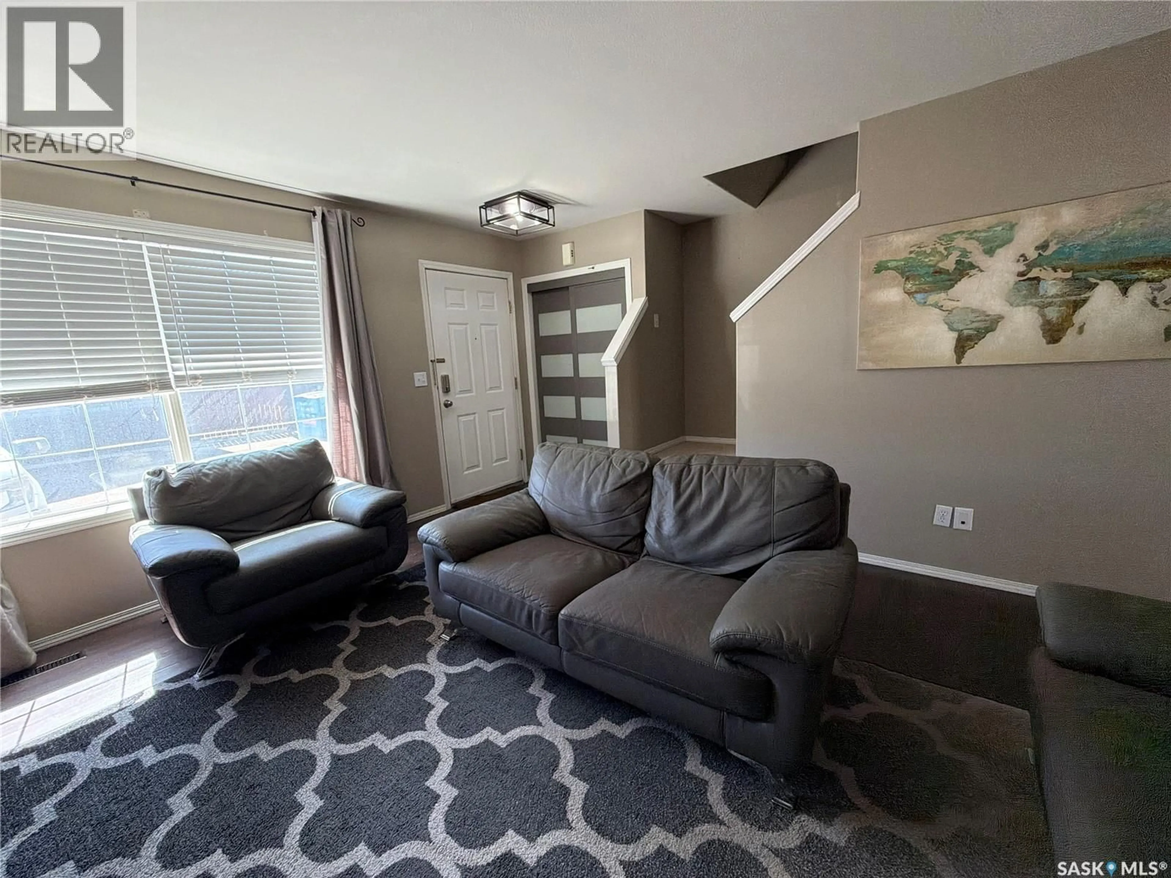 Living room with furniture, unknown for 815 - 205 KRISTJANSON ROAD, Saskatoon Saskatchewan S7S1M6