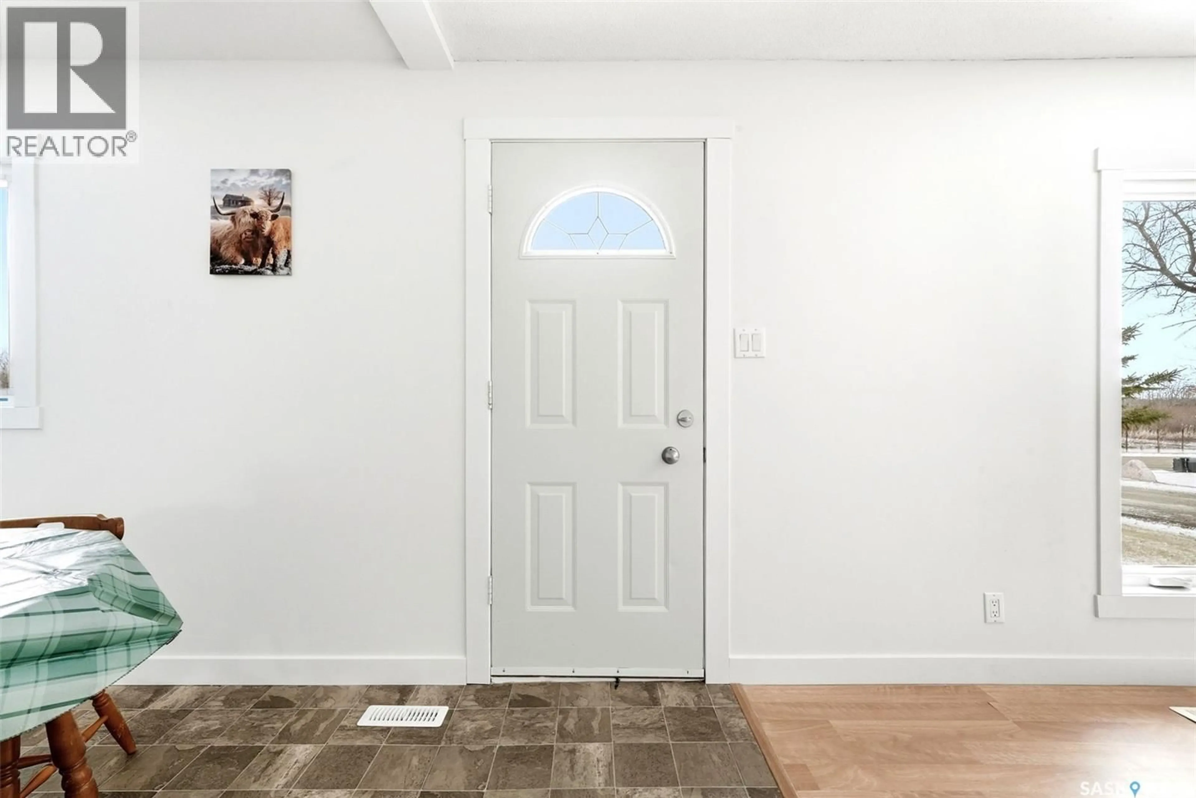 Indoor entryway for 112 1ST AVENUE, Edenwold Saskatchewan S0G1K0
