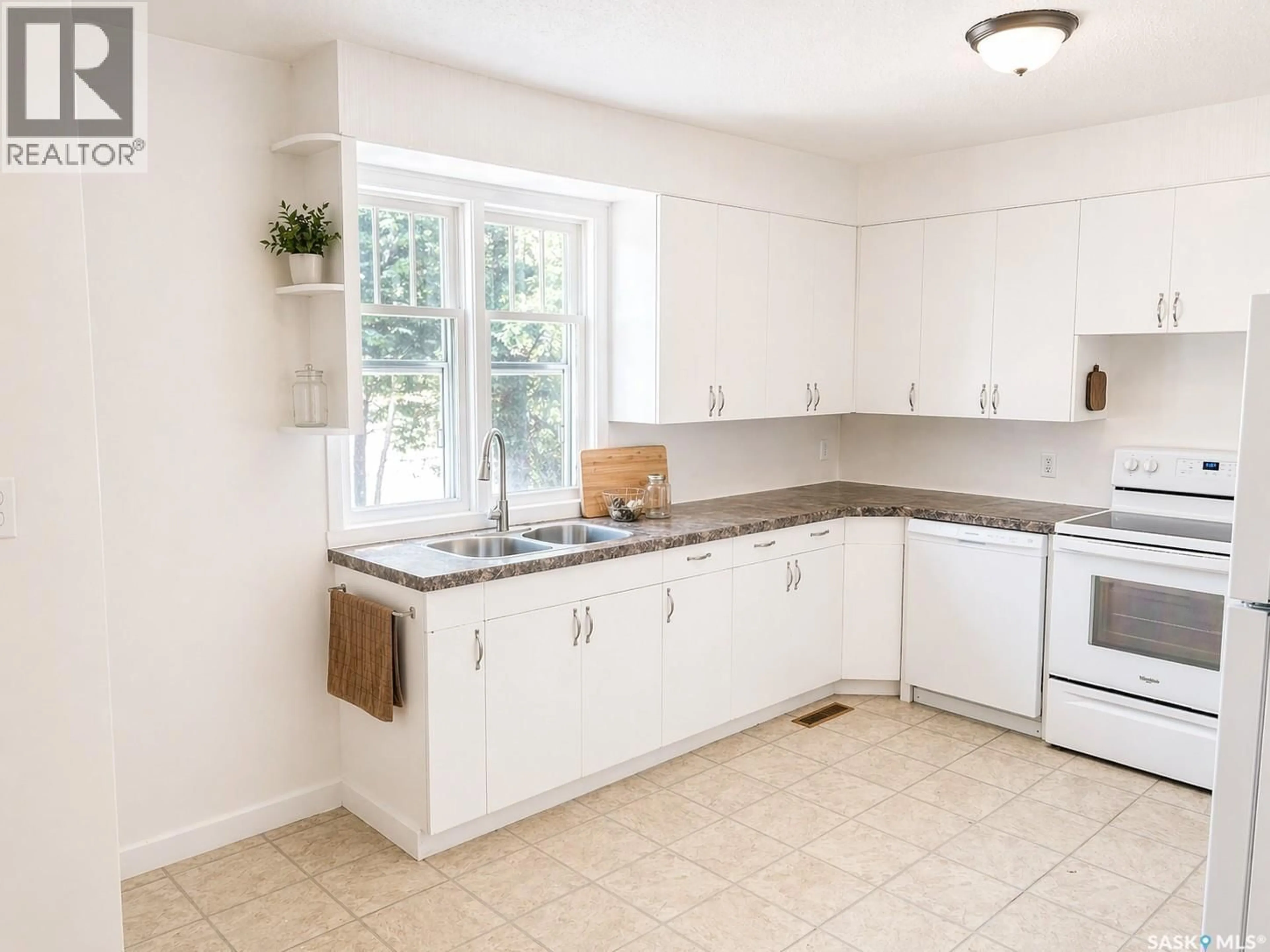 Standard kitchen, ceramic/tile floor for 322 1ST AVENUE, Blaine Lake Saskatchewan S0J0J0
