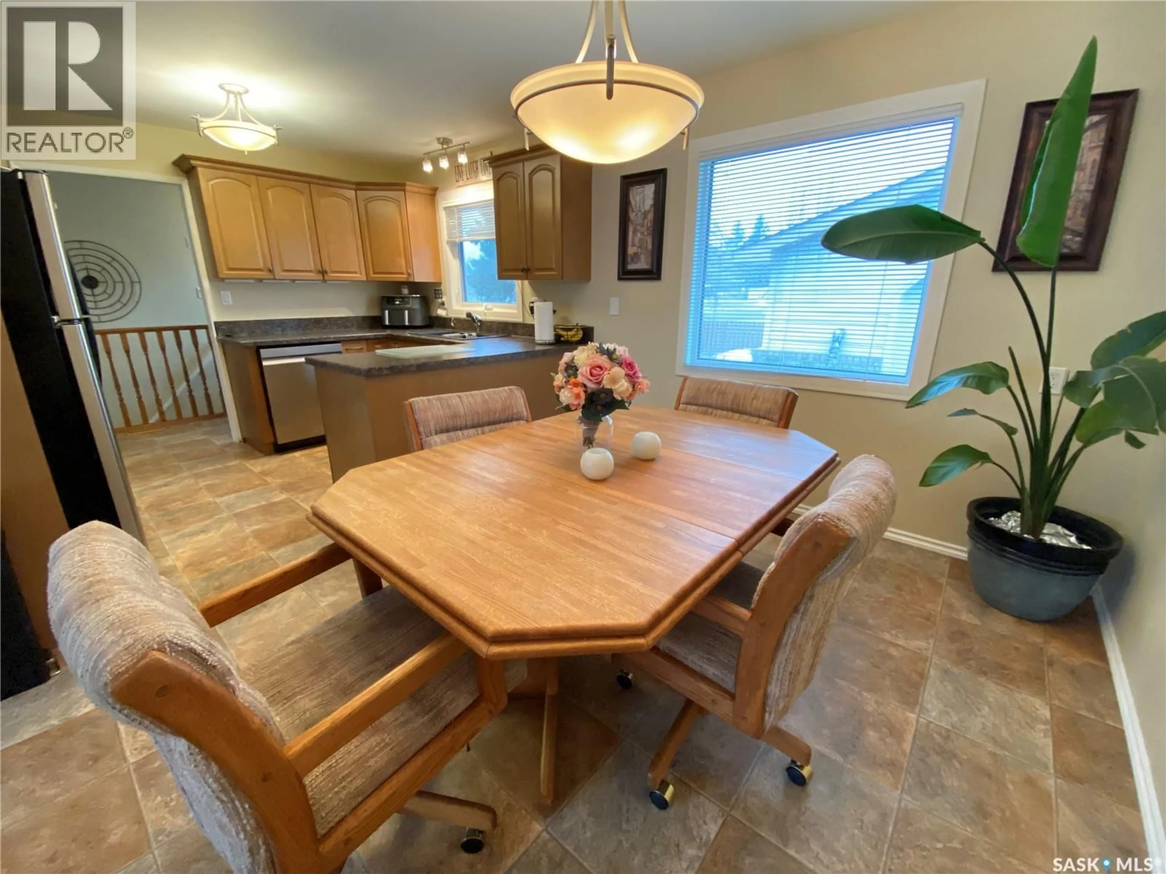 Dining room, unknown for 63 COLLACOTT DRIVE, Yorkton Saskatchewan S3N3E5