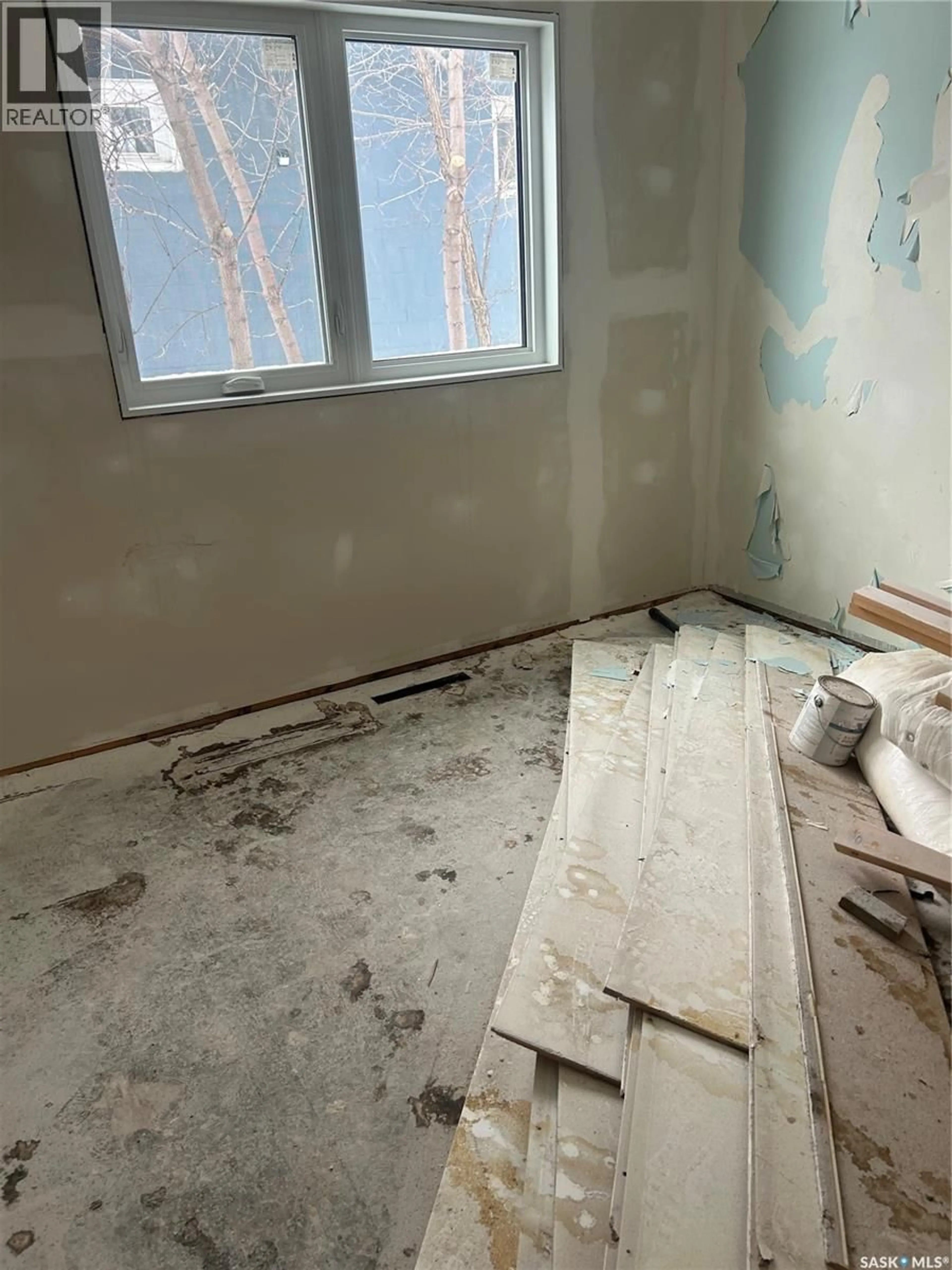 A pic of a room for 118 26TH STREET, Prince Albert Saskatchewan S6V4P9