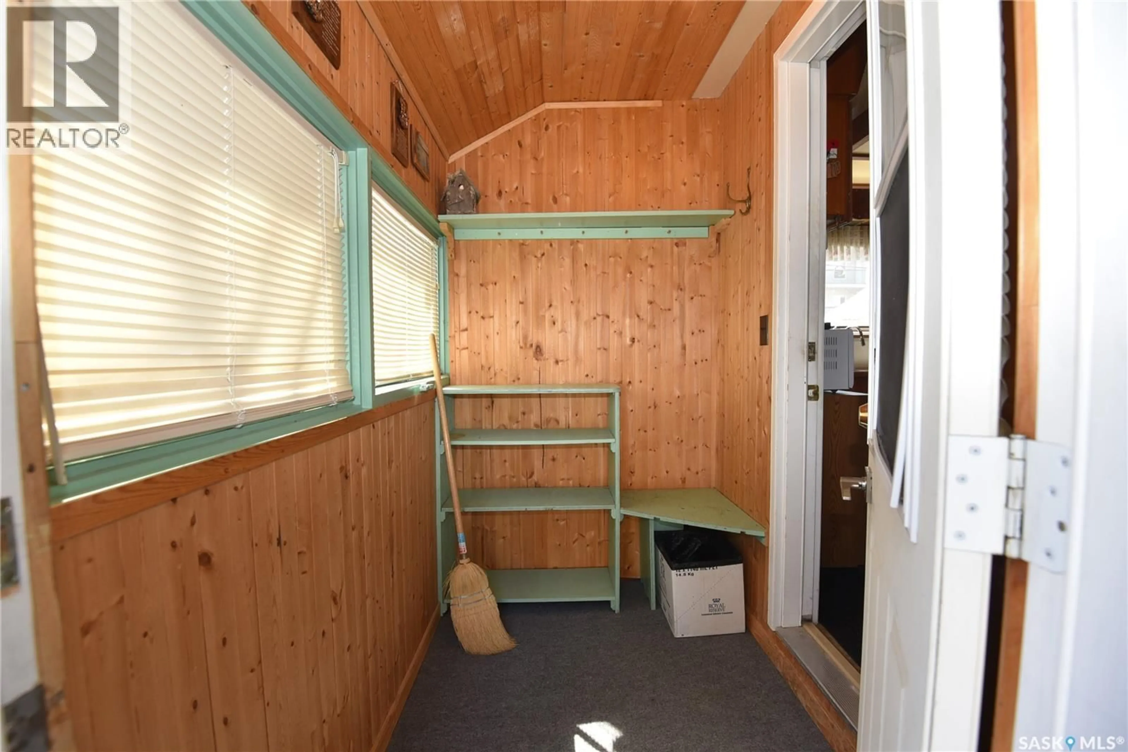 Unknown for 220 2ND STREET, Nipawin Saskatchewan S0E1E0