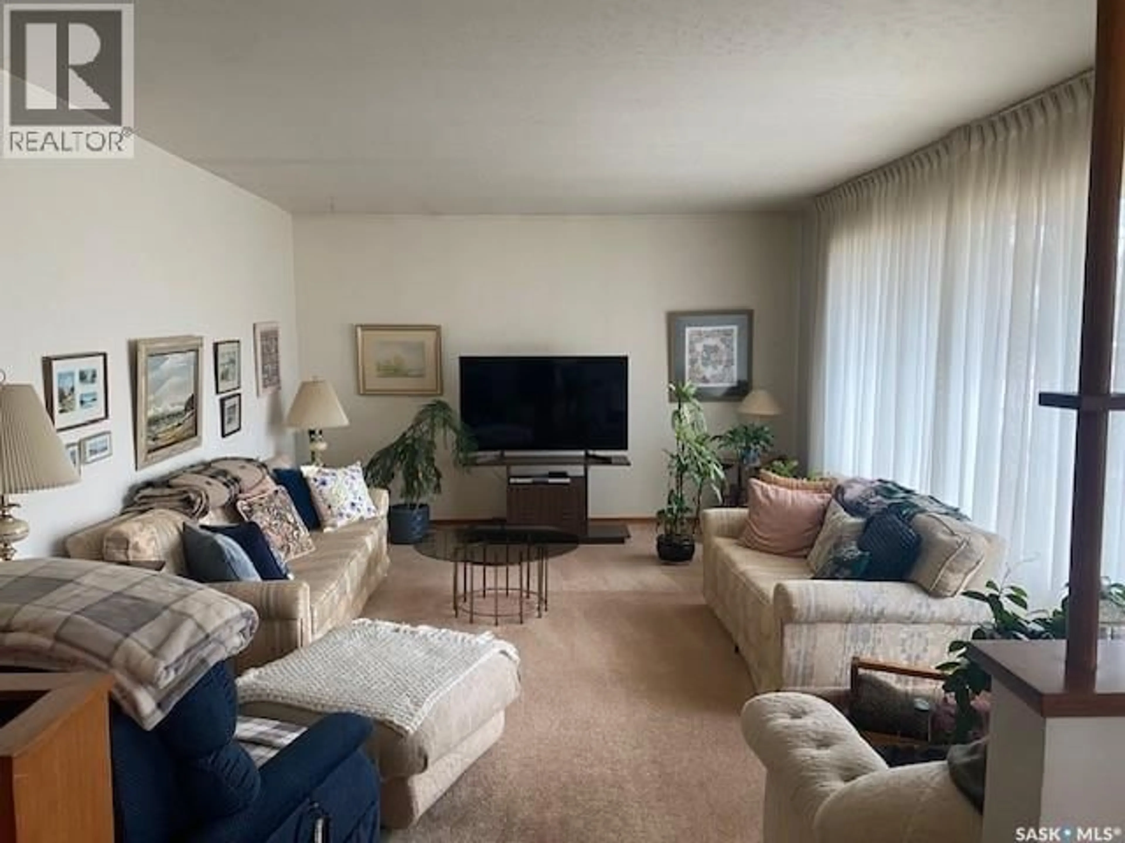 Living room with furniture, unknown for 53 GARDINER AVENUE, Regina Saskatchewan S4S4P5