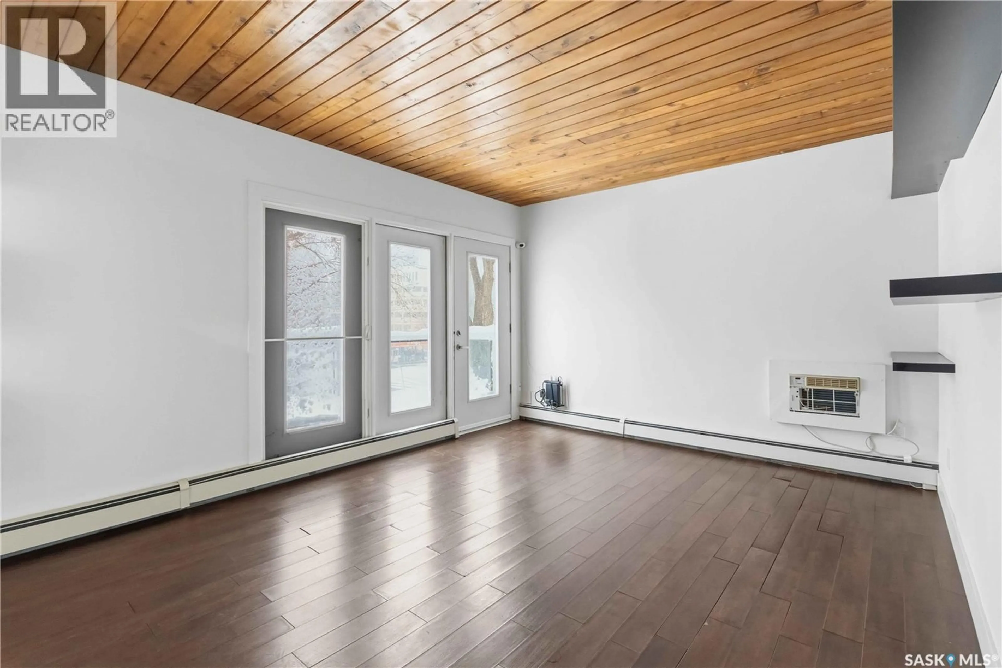 A pic of a room for N - 301 415 3RD AVENUE, Saskatoon Saskatchewan S7K2J2