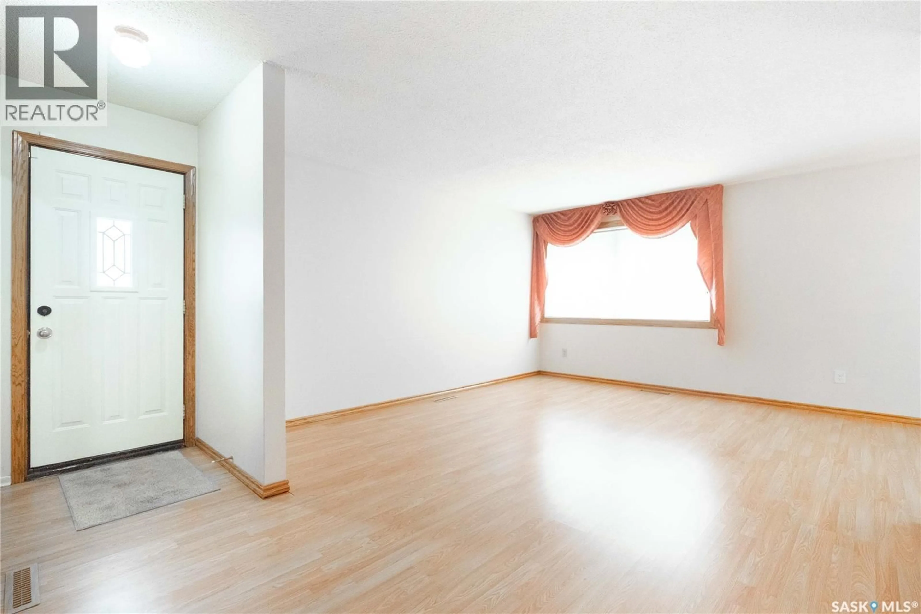 A pic of a room for 4515 CASTLE ROAD, Regina Saskatchewan S4S4W6