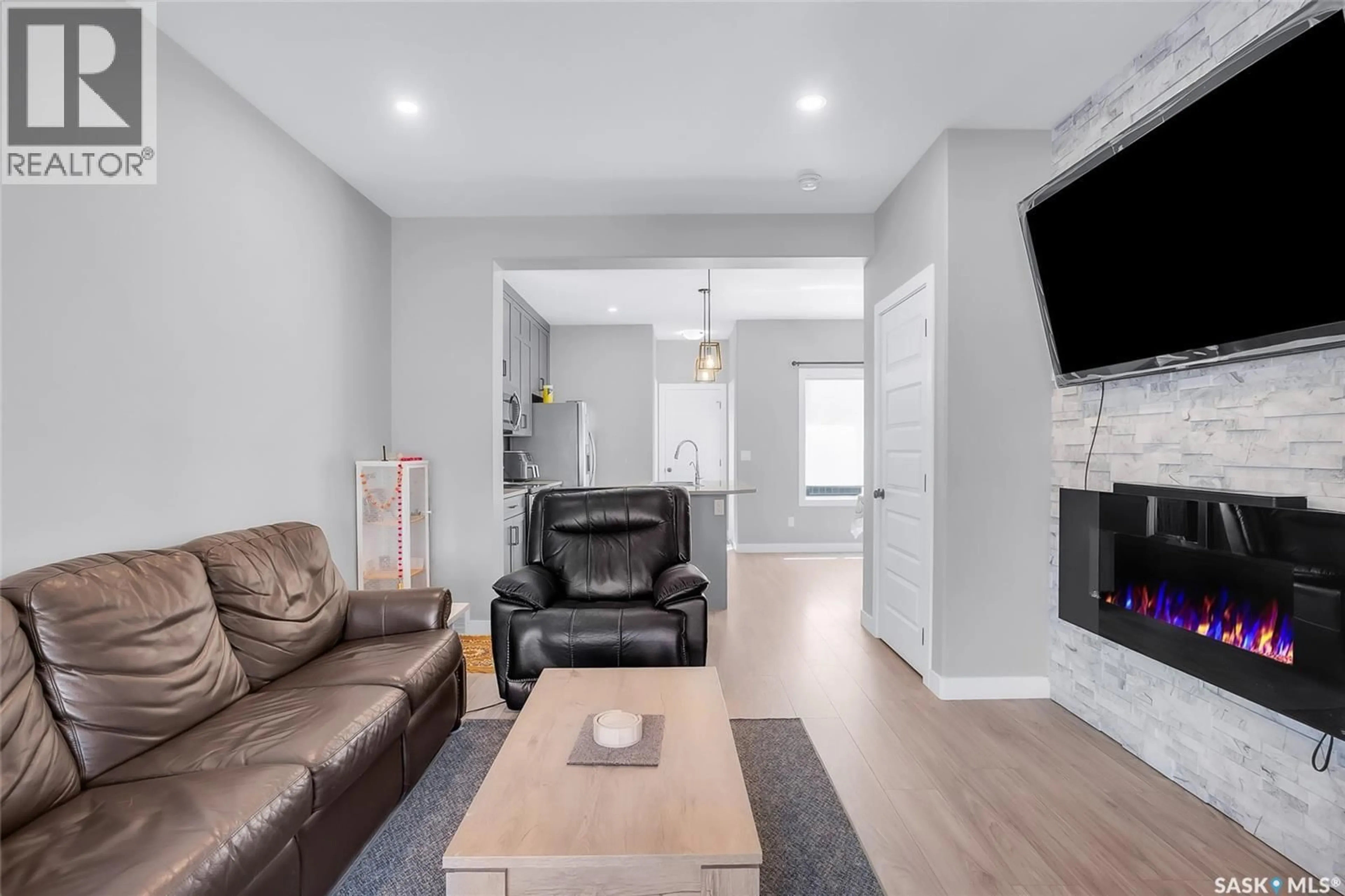 Living room with furniture, unknown for 608 BRIGHTON GATE, Saskatoon Saskatchewan S7V0V5